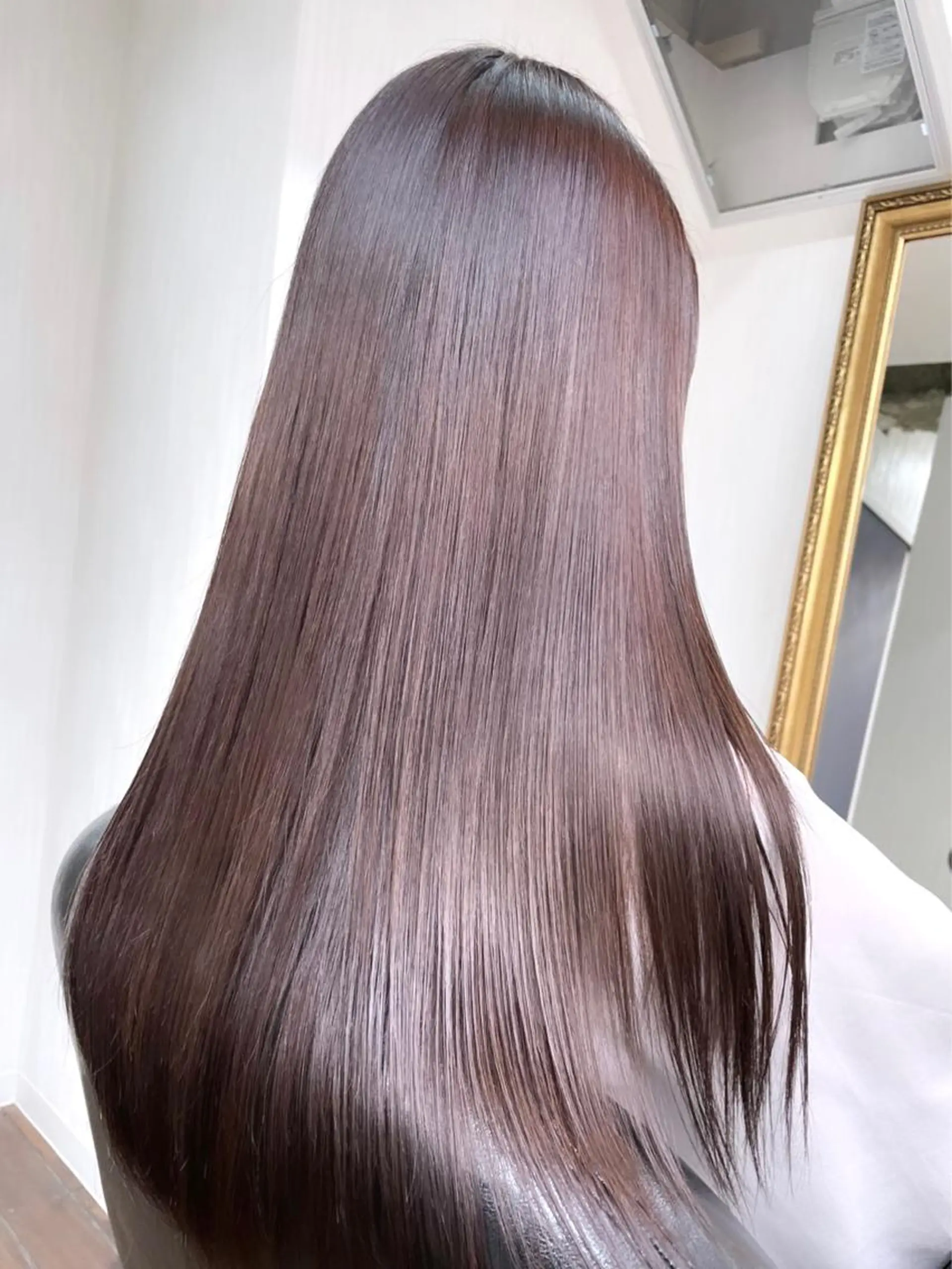 ロング カット ヘアカラー トリートメント WEG 難波のヘアスタイル