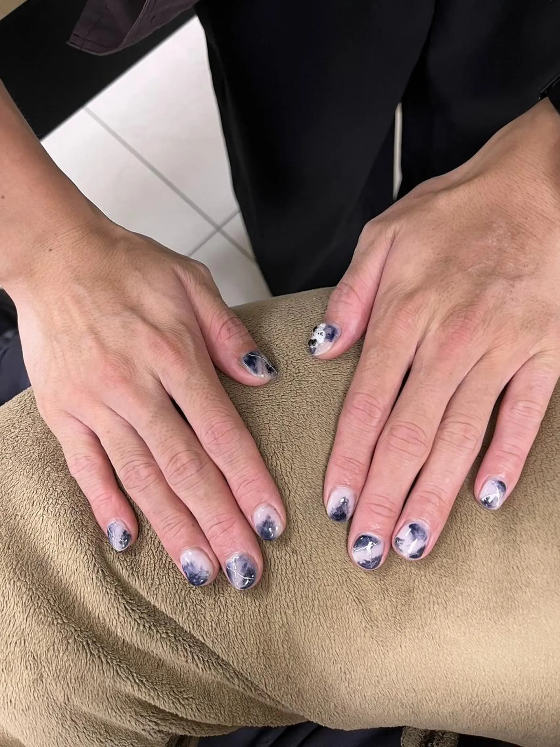 メンズ ネイル ブルー メンズネイル シルバー ホワイト Nail Salon Lindaのネイルデザイン