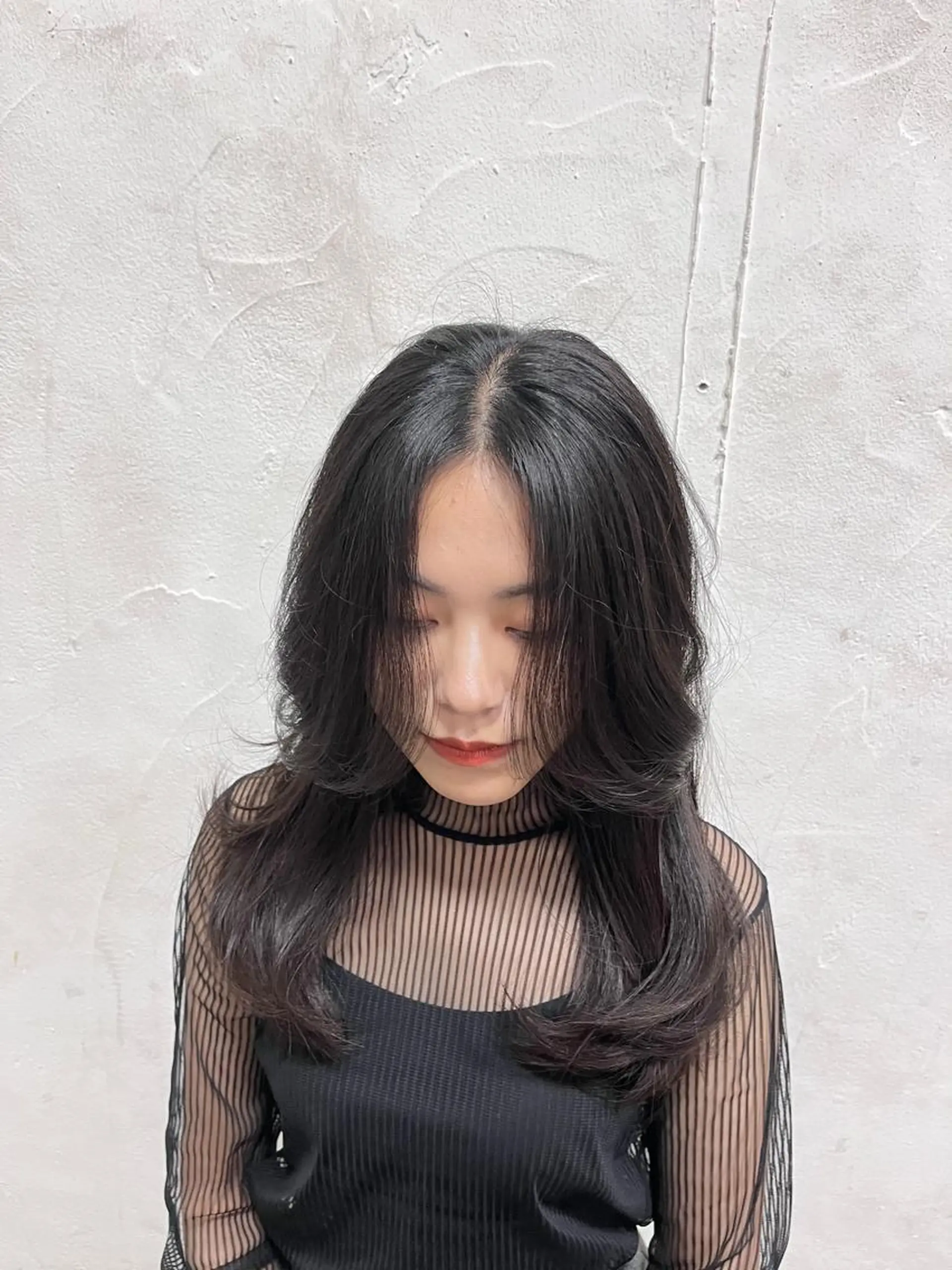 セミロング 韓国風ヘア レイヤーカット 小顔ショート🦋 八巻ちさとのヘアスタイル