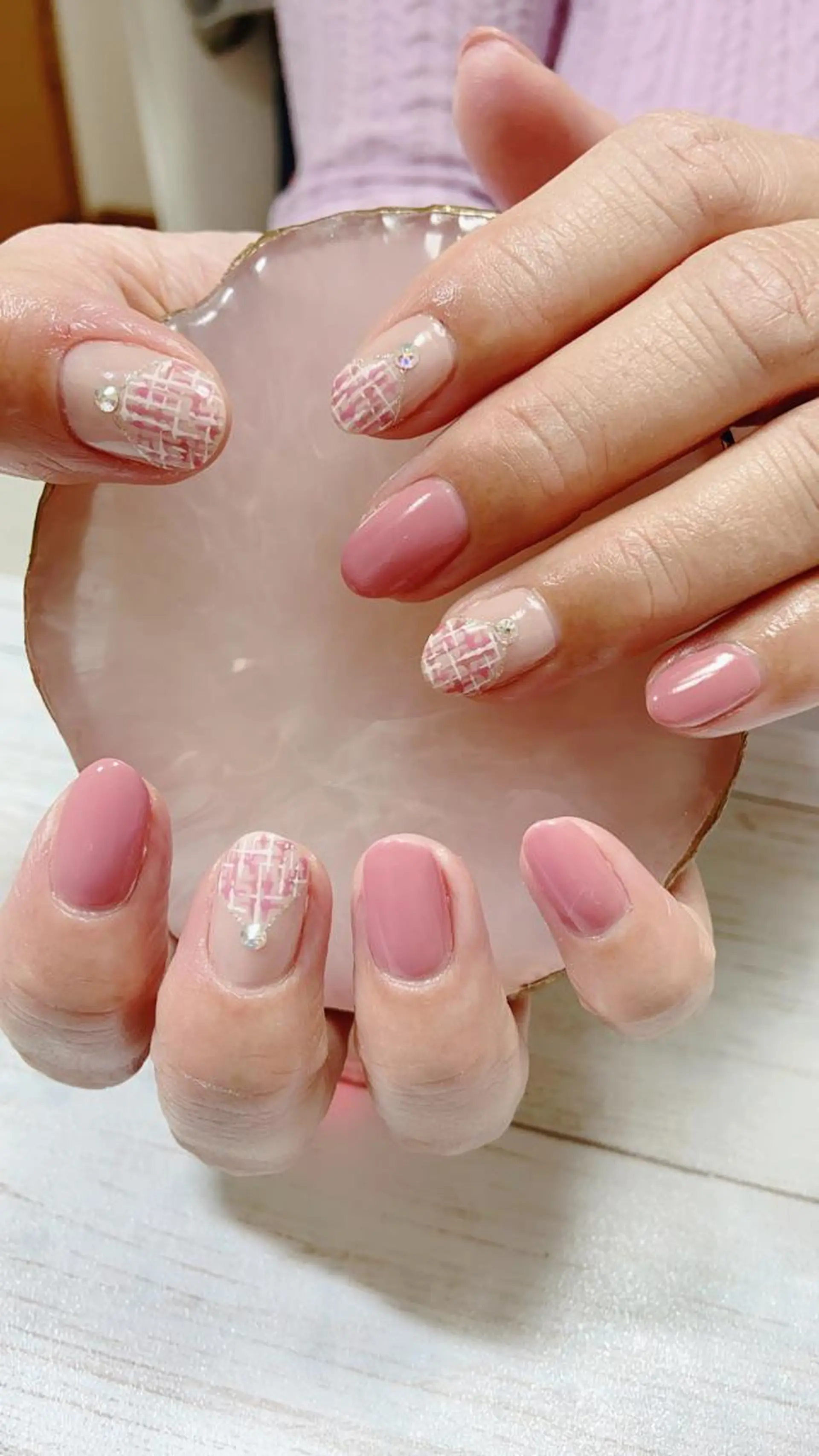 ネイル ツイードネイル ハンドネイル フットネイル Lokahi NAILのネイルデザイン