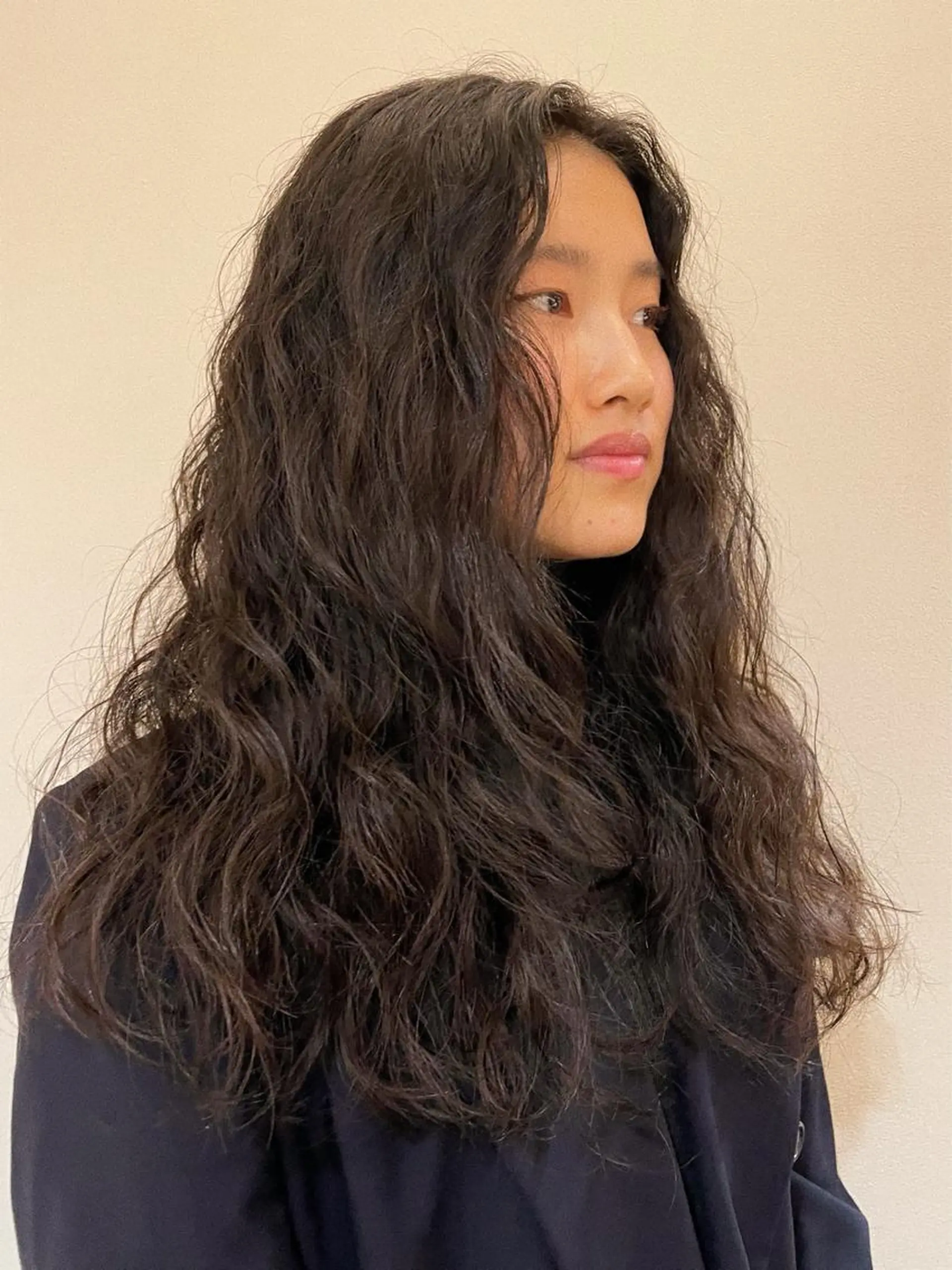 ロング パーマ 高橋 涼香のヘアスタイル