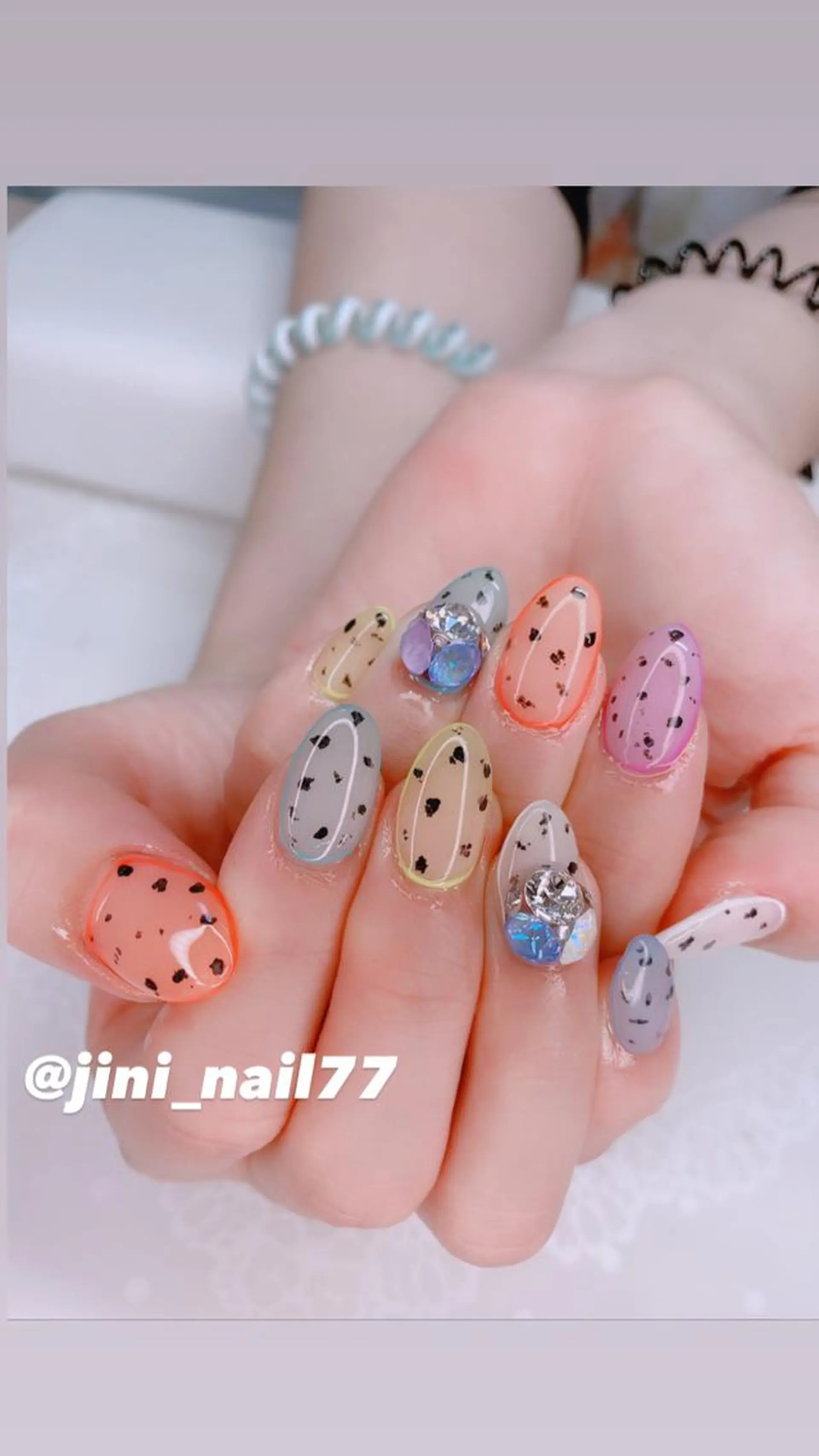 ネイル ハンドネイル JINI NAIL所属・ジニ ネイルのネイルデザイン