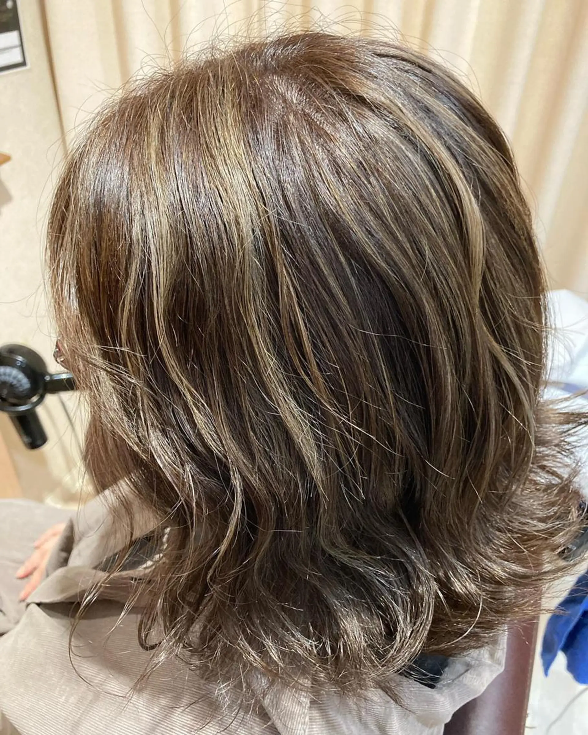 カラー ブリーチ グレージュ ハイライトカラー 髪質改善/透明感 カラー/内藤有須加のヘアスタイル