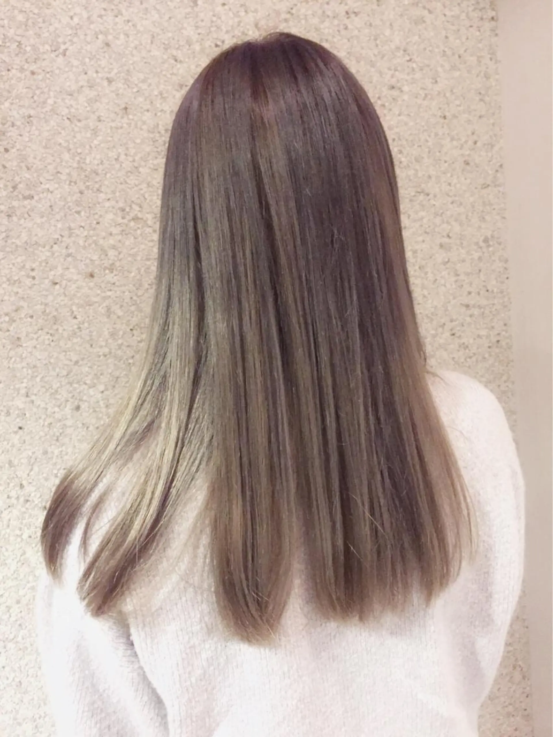 ロング カラー ブリーチ 透明感カラー ダブルカラー グレージュ バイオレットカラー ◇おの あすか◇のヘアスタイル