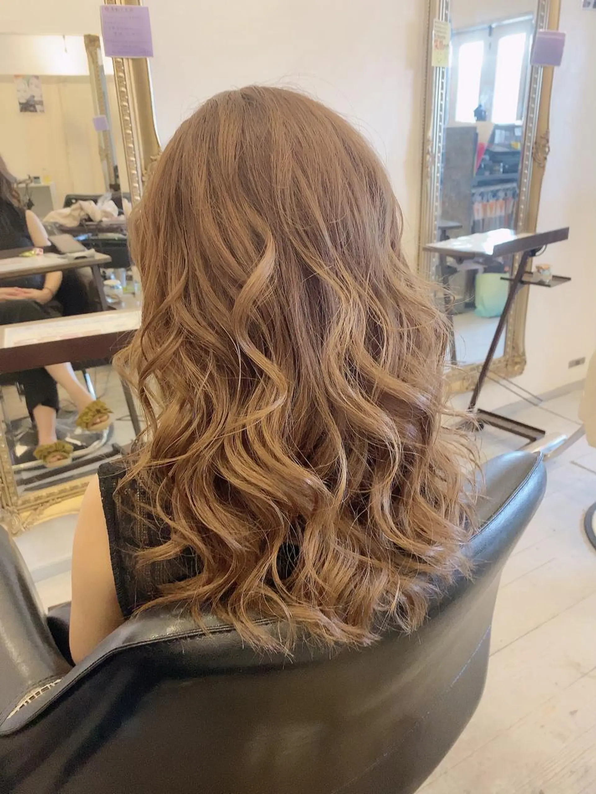 ロング カラー カット ヘアカラー トリートメント 🍀Moda by Grande🍀のヘアスタイル