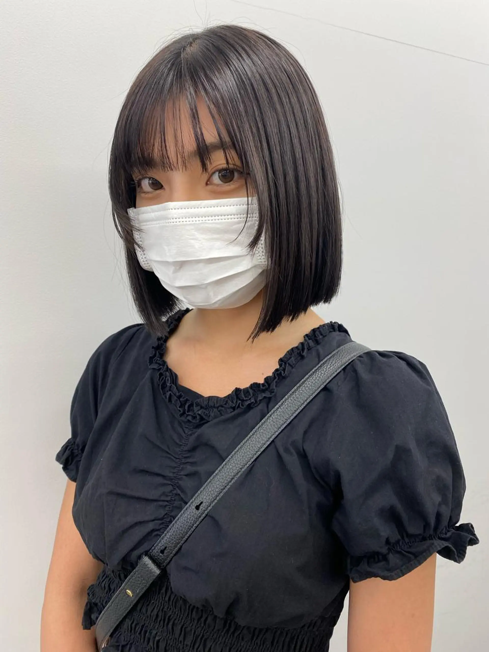 ショート カラー 切りっぱなしボブ アッシュ アッシュブラウン ブラウンカラー ボブ カット ヘアカラー トリートメント 寒河江 友花のヘアスタイル