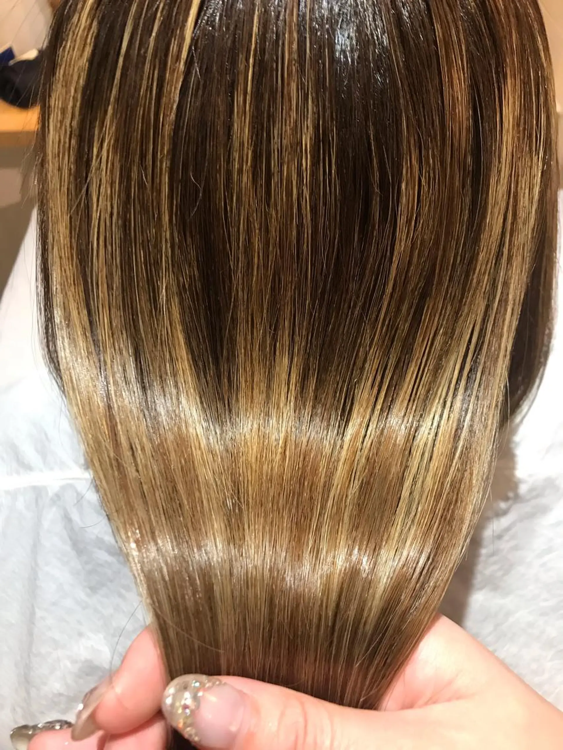 ショート カラー 髪質改善×矯正🫧 韓国ヘアasamiのヘアスタイル