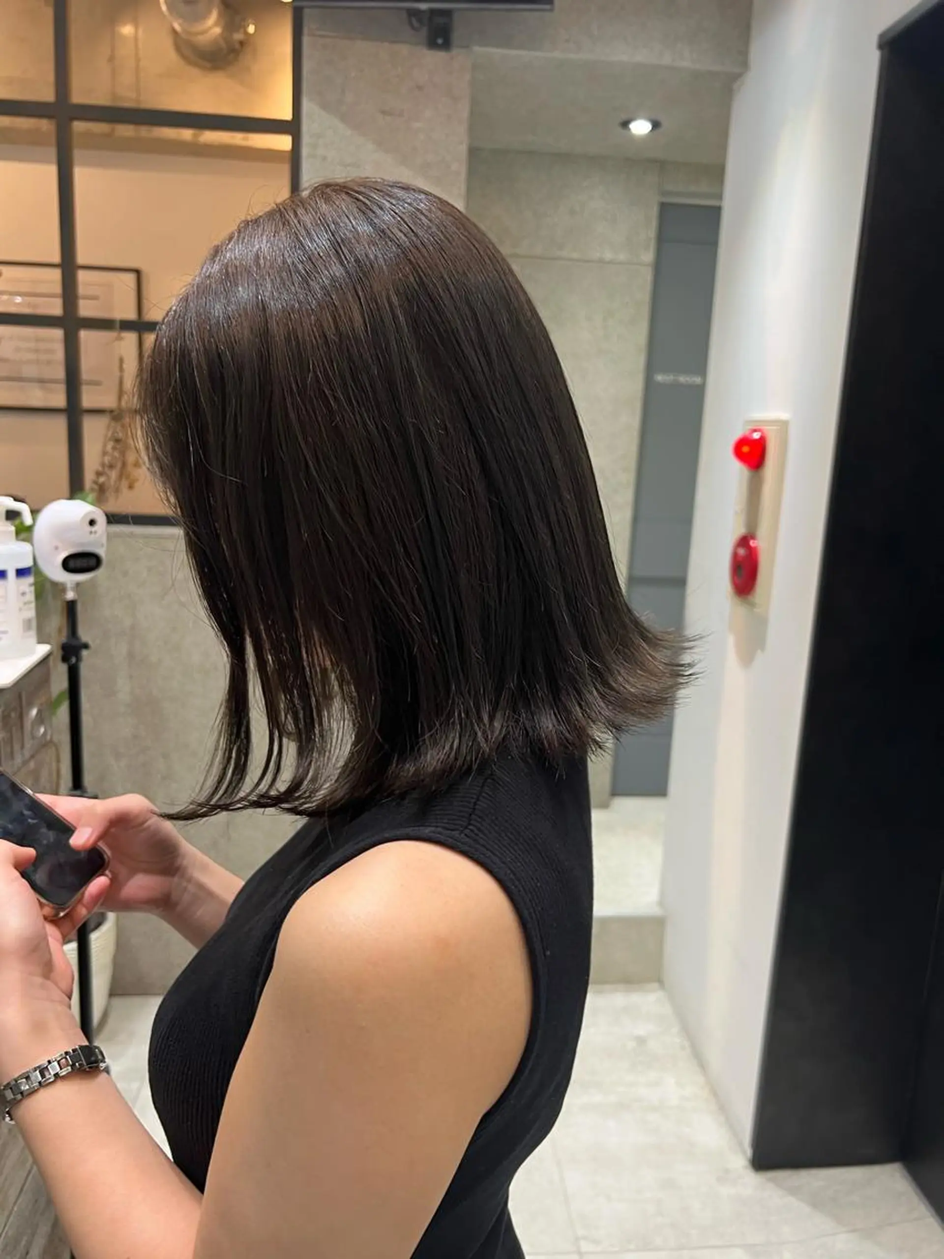 ミディアム 切りっぱなしボブ ボブ ヘアカラー 縮毛矯正 🌿ニュアンスヘア 🌿福田沙也加のヘアスタイル