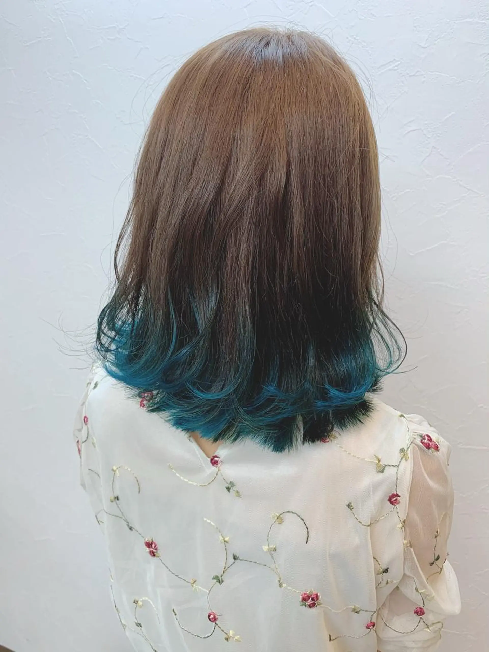 ミディアム カラー 菅沼 まみのヘアスタイル