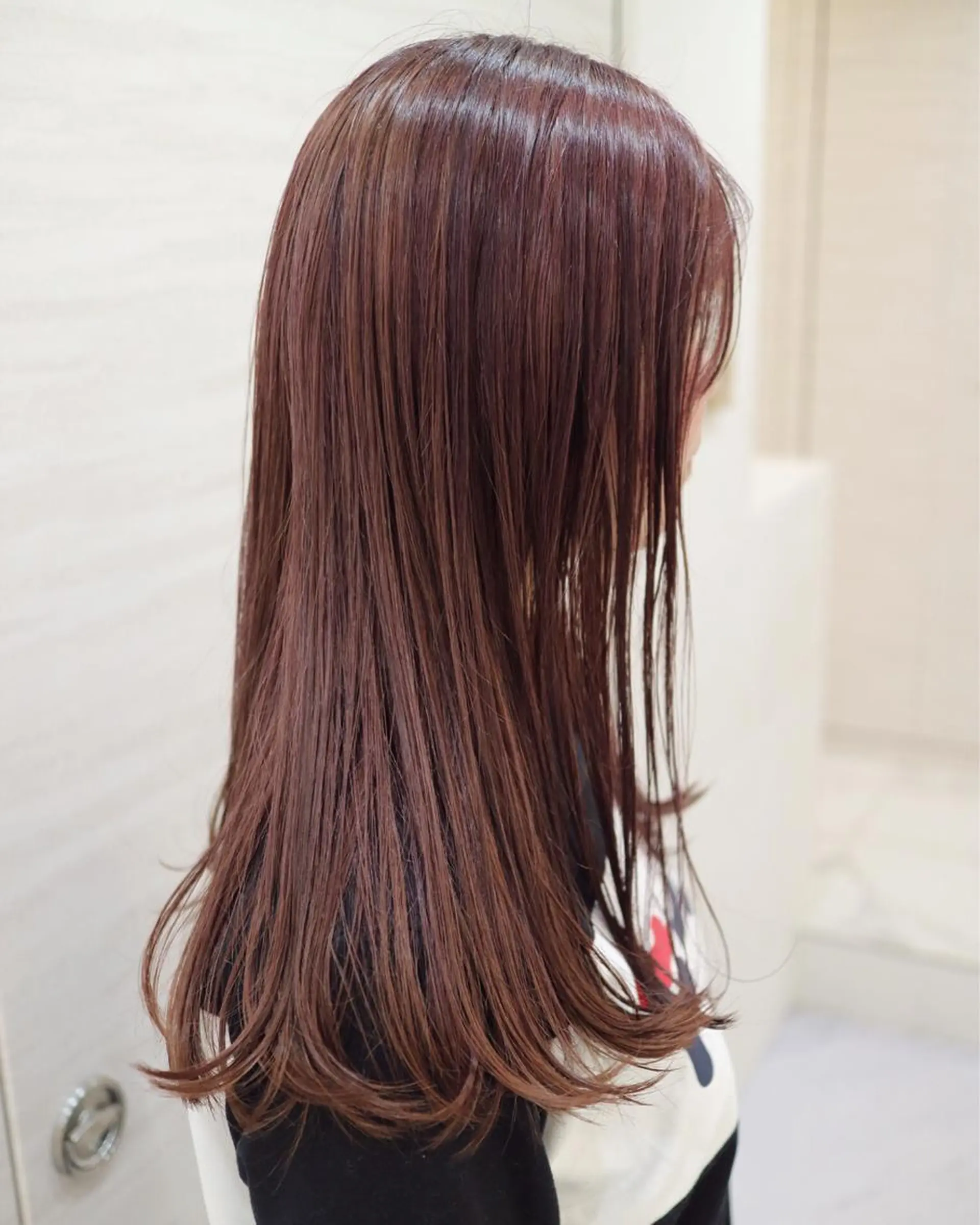 ロング カラー ピンクカラー バイオレットカラー カット ヘアカラー トリートメント 斉藤 貴也のヘアスタイル