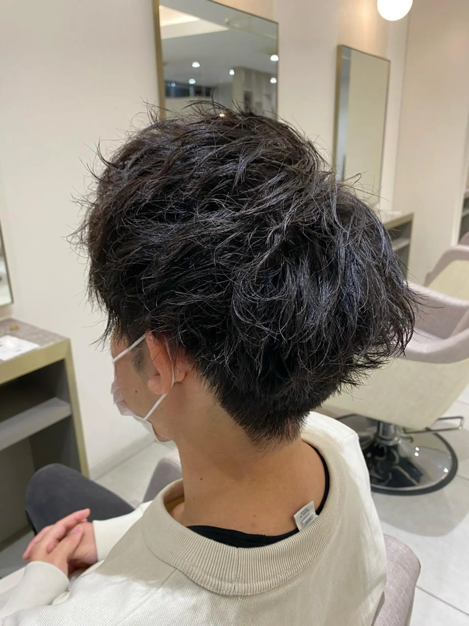 パーマ メンズ メンズパーマ メンズツイストパーマ ツイストパーマ 渡辺　亮/ ハイライト/髪質改善のヘアスタイル