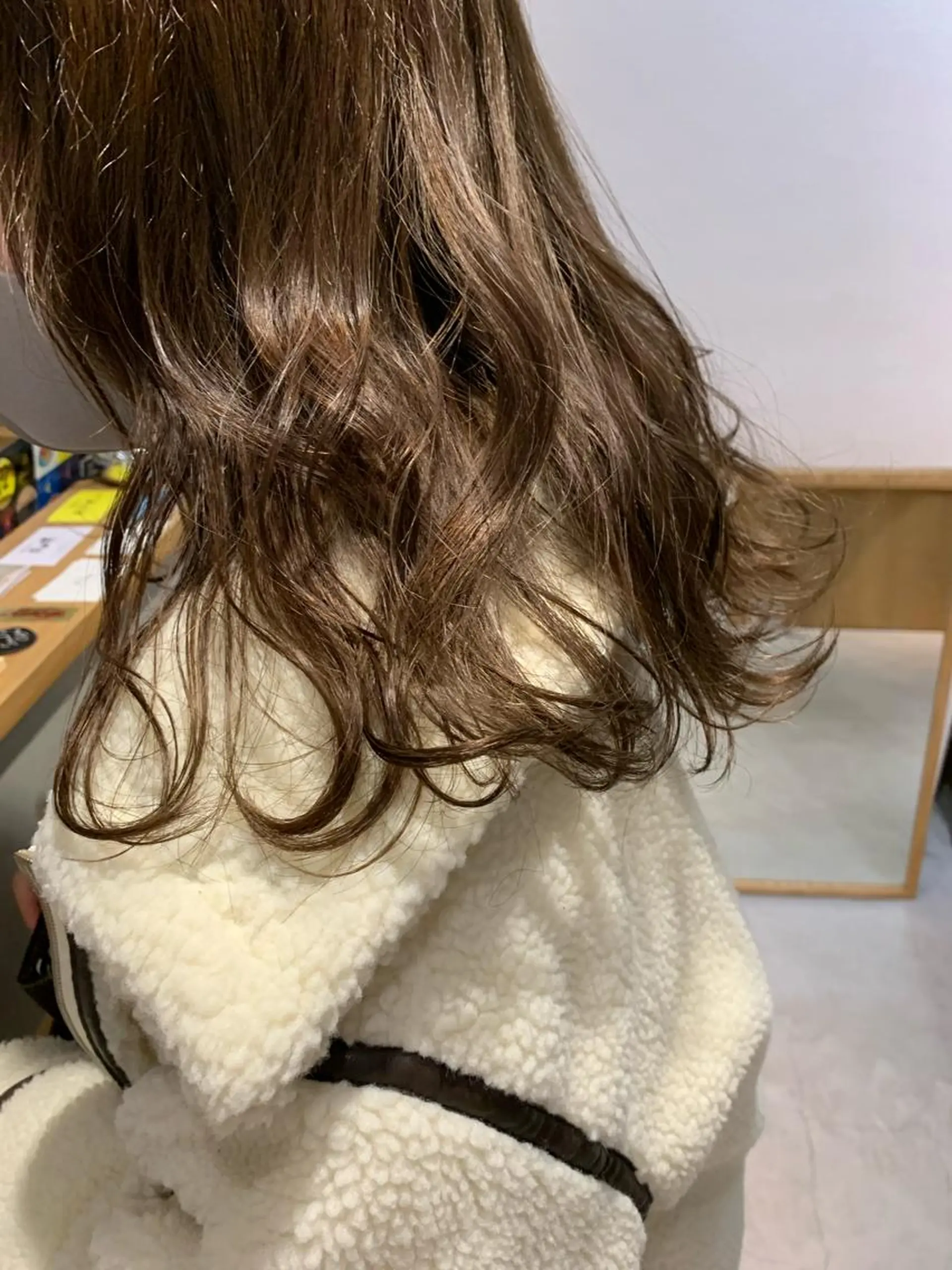 ロング カラー ヘアアレンジ 透明感カラー pu+on. nailworks所属・fuyumi / ニュアンスネイルのネイルデザイン