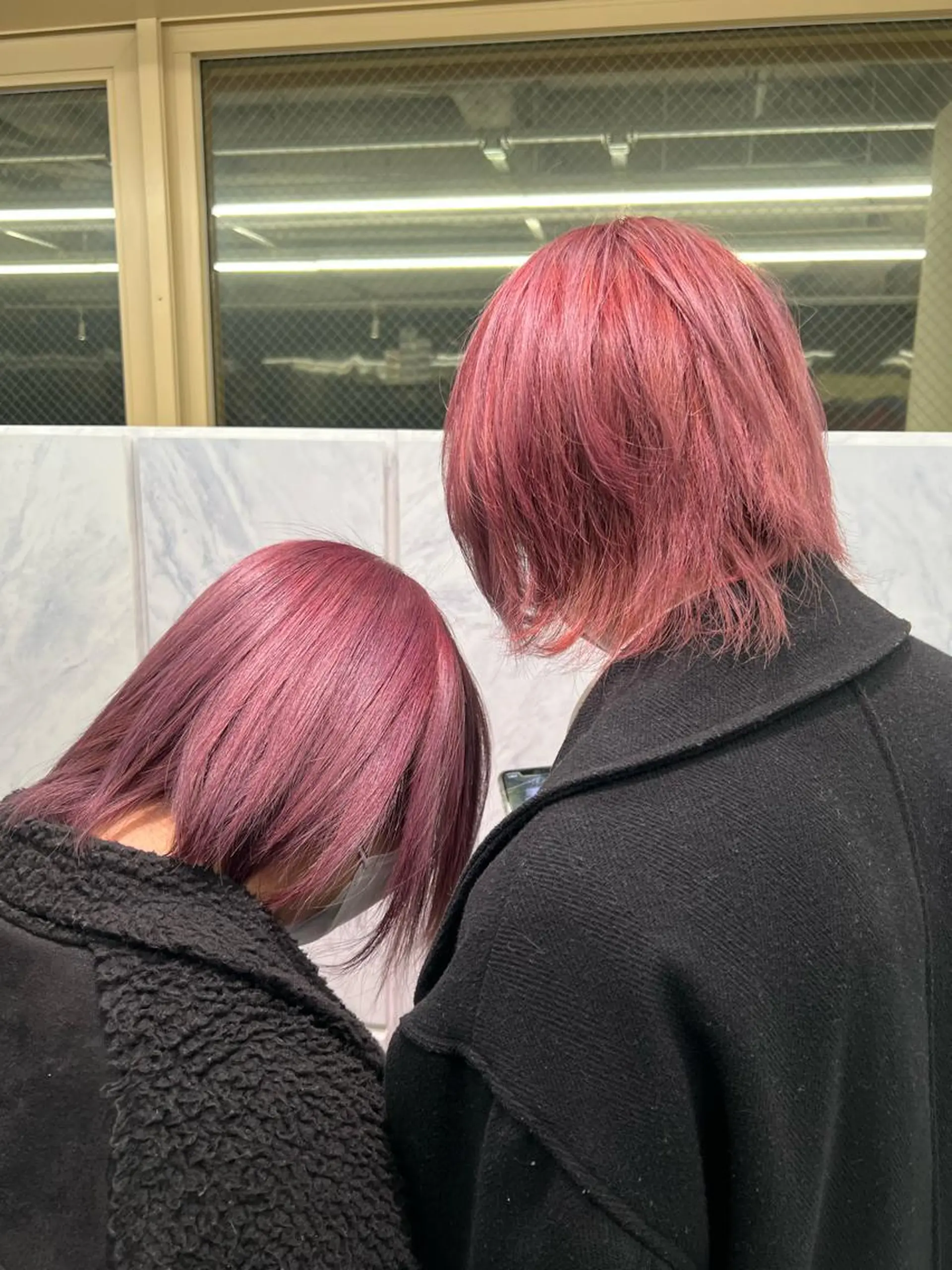 ショート ヘアカラー ハイトーン&髪質改善 ＆韓国エクステ🤎のヘアスタイル