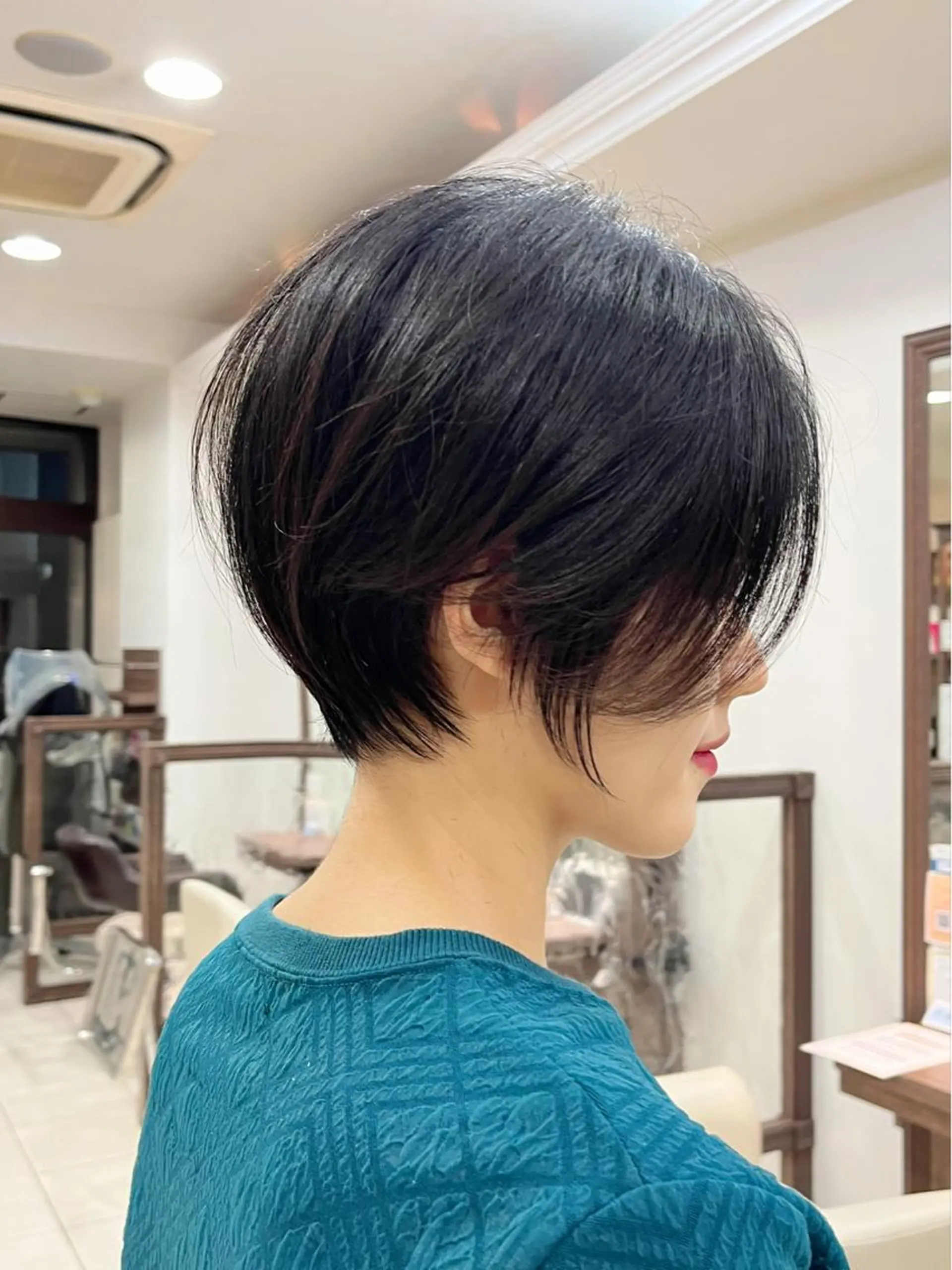 ショート ショートボブ ハンサムショート ボブ くびれヘア ハイライト カット ヘアカラー トリートメント ✨髪質改善・縮毛矯正 専門美容室マーベルのヘアスタイル