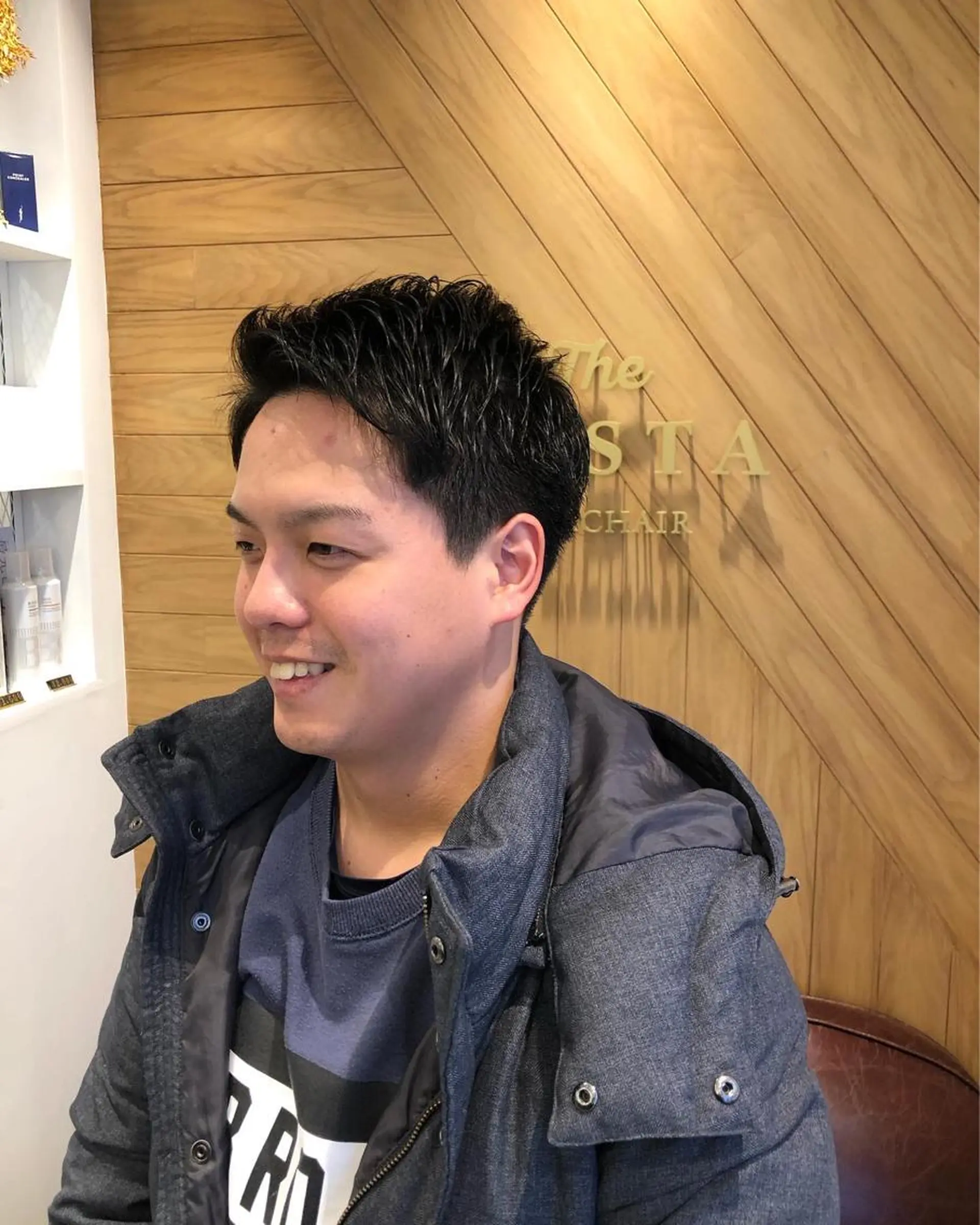 ショート メンズ 鈴村 大介のヘアスタイル