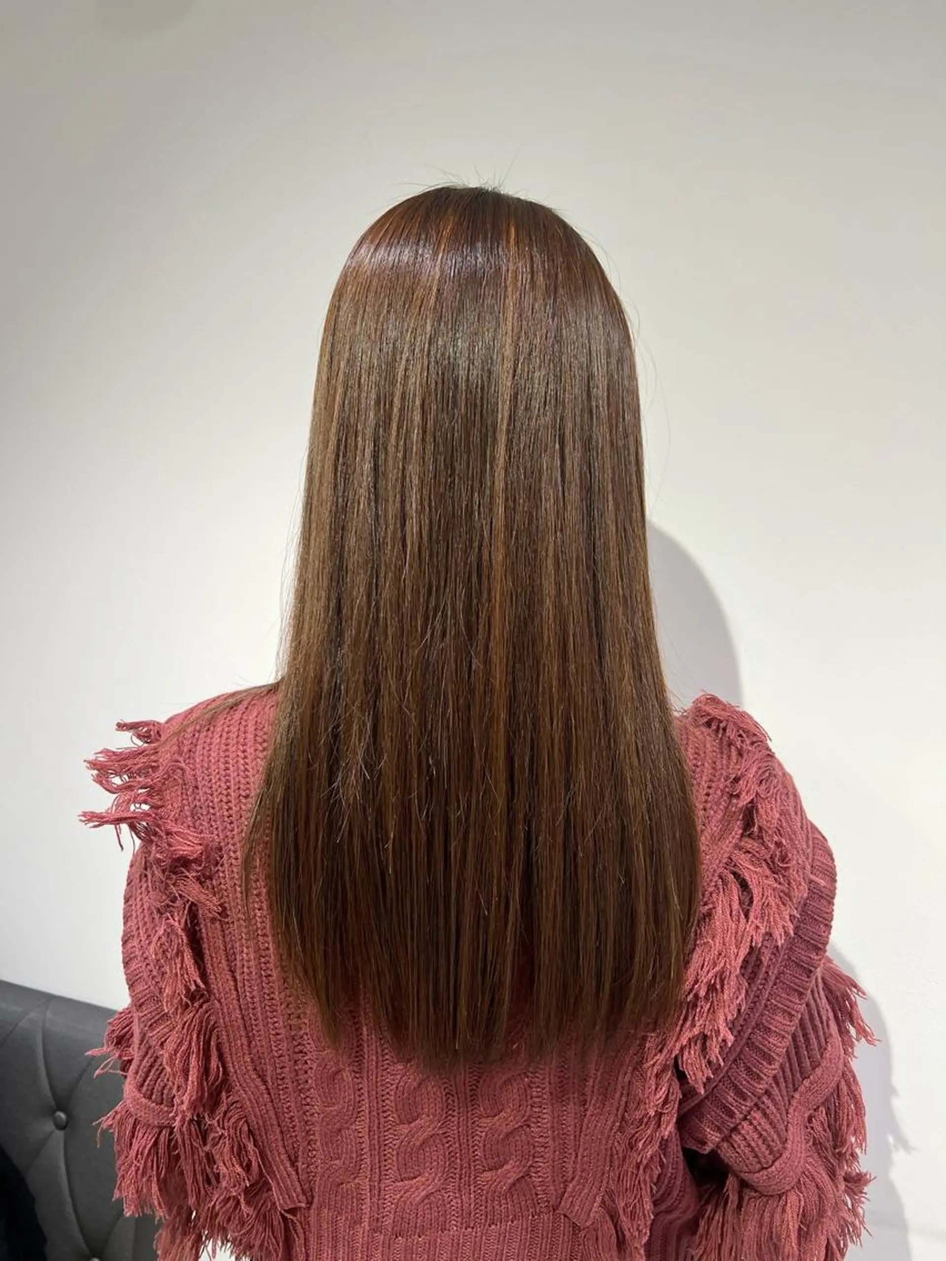 セミロング パーマ ハイライト 縮毛矯正 暖色カラー💜 中山由梨のヘアスタイル