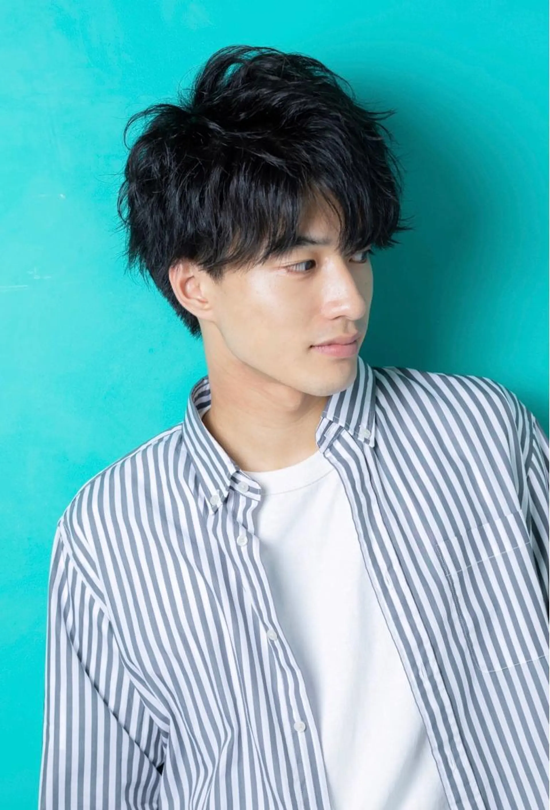 パーマ メンズ マッシュ メンズパーマ カット ヘアカラー やなせ かすみのヘアスタイル