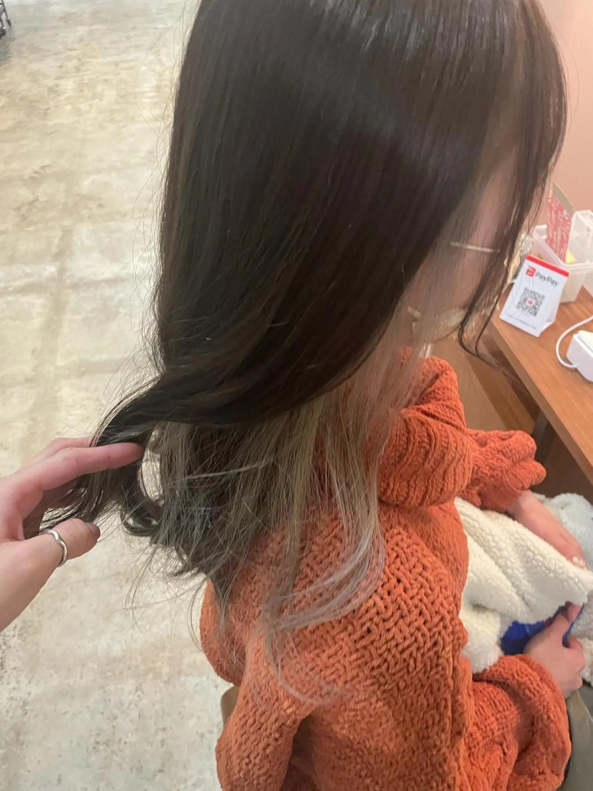 セミロング カラー アッシュ アッシュグレー アッシュグレージュ ベージュカラー イヤリングカラー ヘアカラー 中目黒🌼 🌼ハナのヘアスタイル