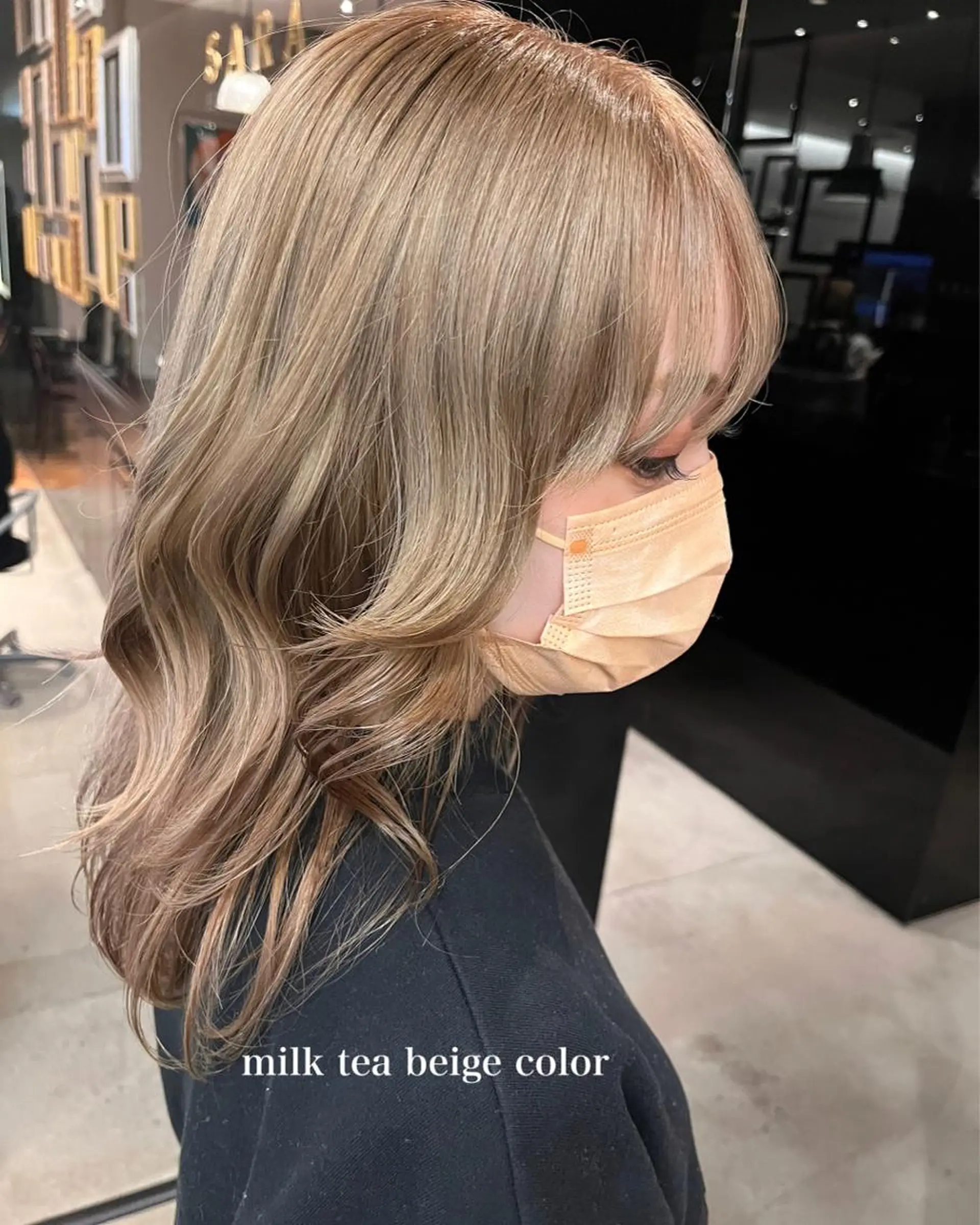 カラー ベージュカラー ヘアカラー 艶髪 富永　美玖のヘアスタイル