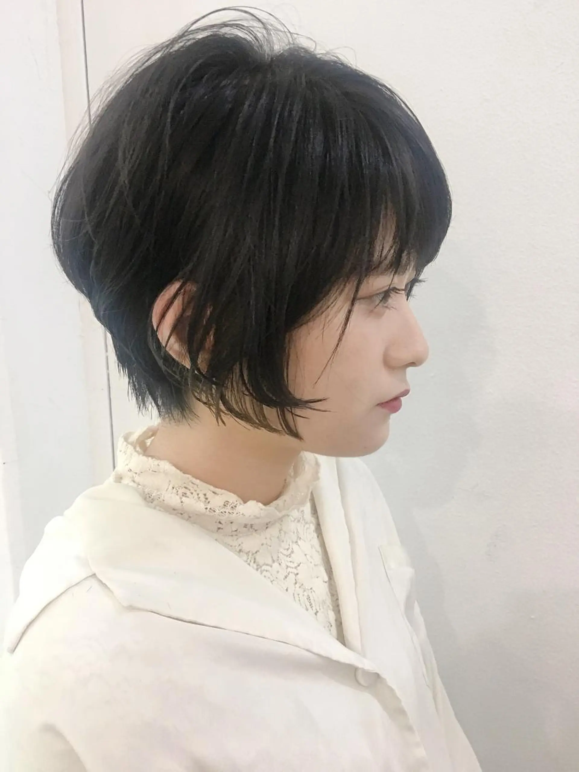 ショート ボブ ショートヘア nuu所属・💜ショート💜 ウルフ、ボブ二色亜美のヘアスタイル