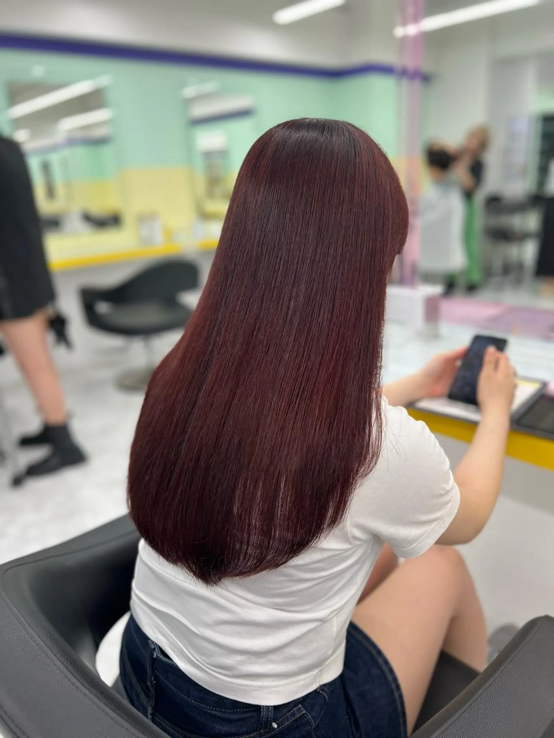 ミディアム カラー レッドカラー ヘアカラー トリートメント 韓国レイヤーカット /ダブルカラーのヘアスタイル