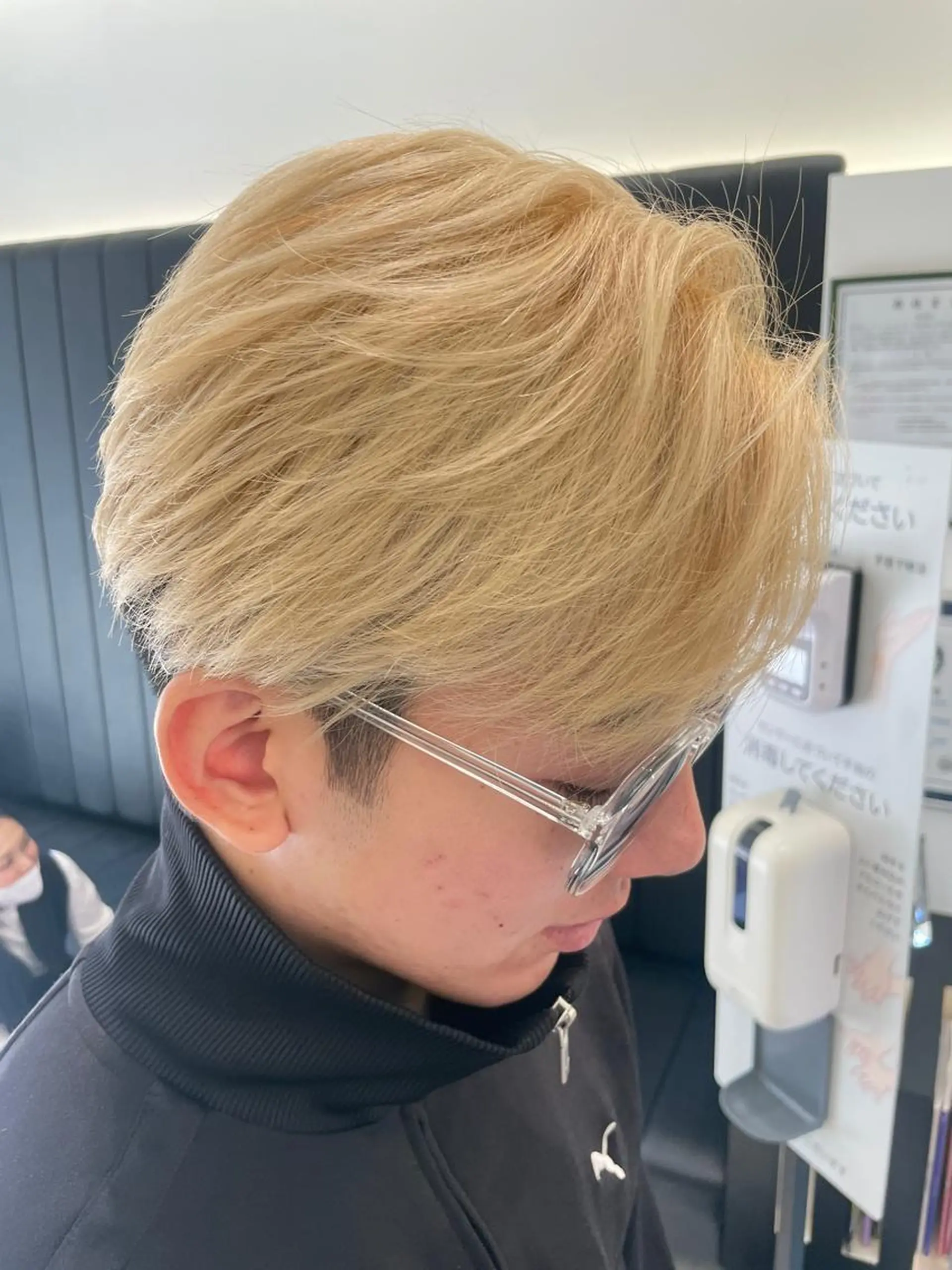 カラー メンズ メンズブリーチ ブリーチ ブロンド カット ヘアカラー 海外レイヤー/ボブ/ メンズヘア/上原聖奈のヘアスタイル