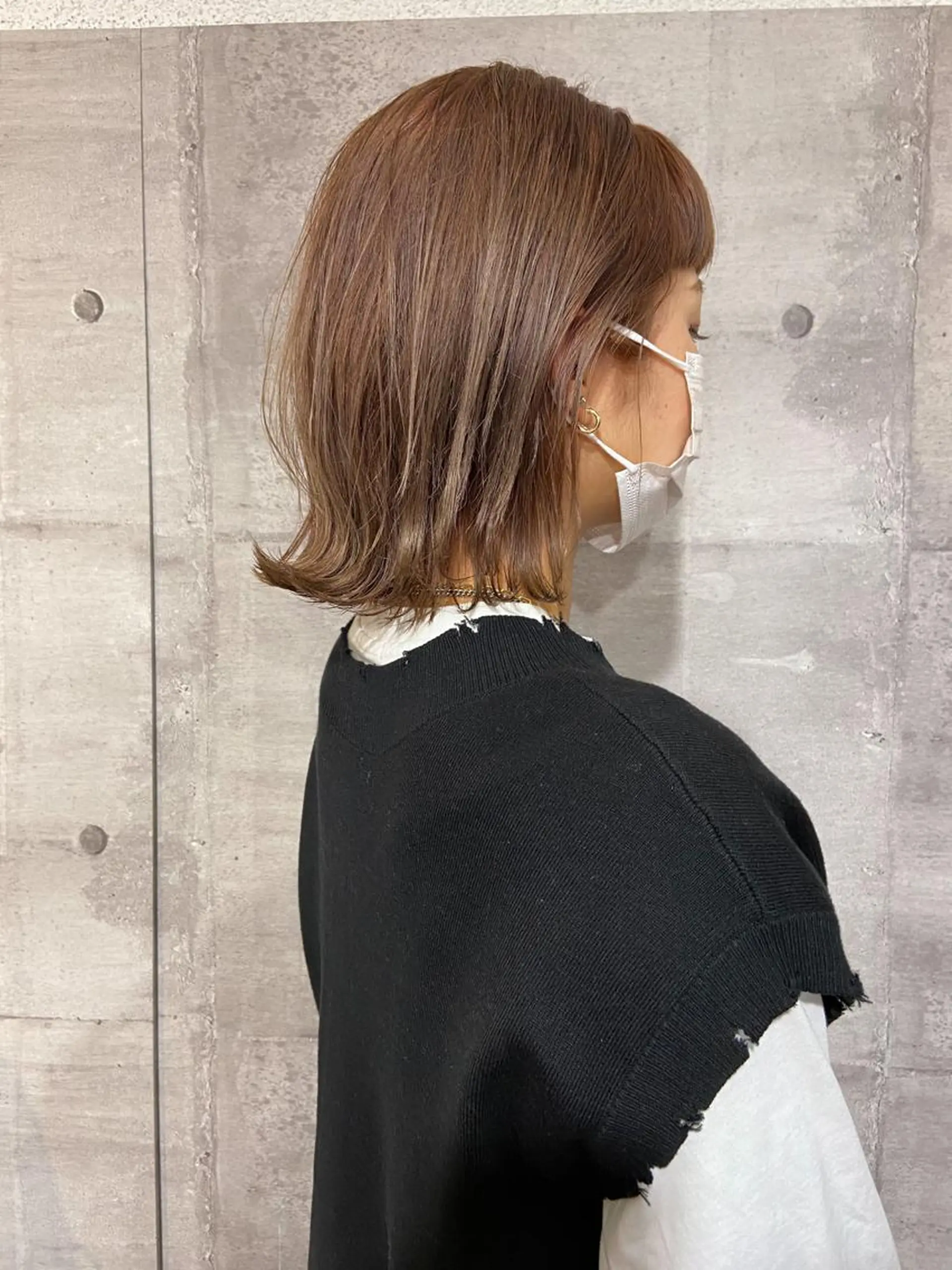 ミディアム カラー アッシュ ベージュカラー 透明感カラー ココアベージュ ハイライトカラー カット ヘアカラー トリートメント 岡本康平/ボブ /ブリーチ/レイヤーのヘアスタイル