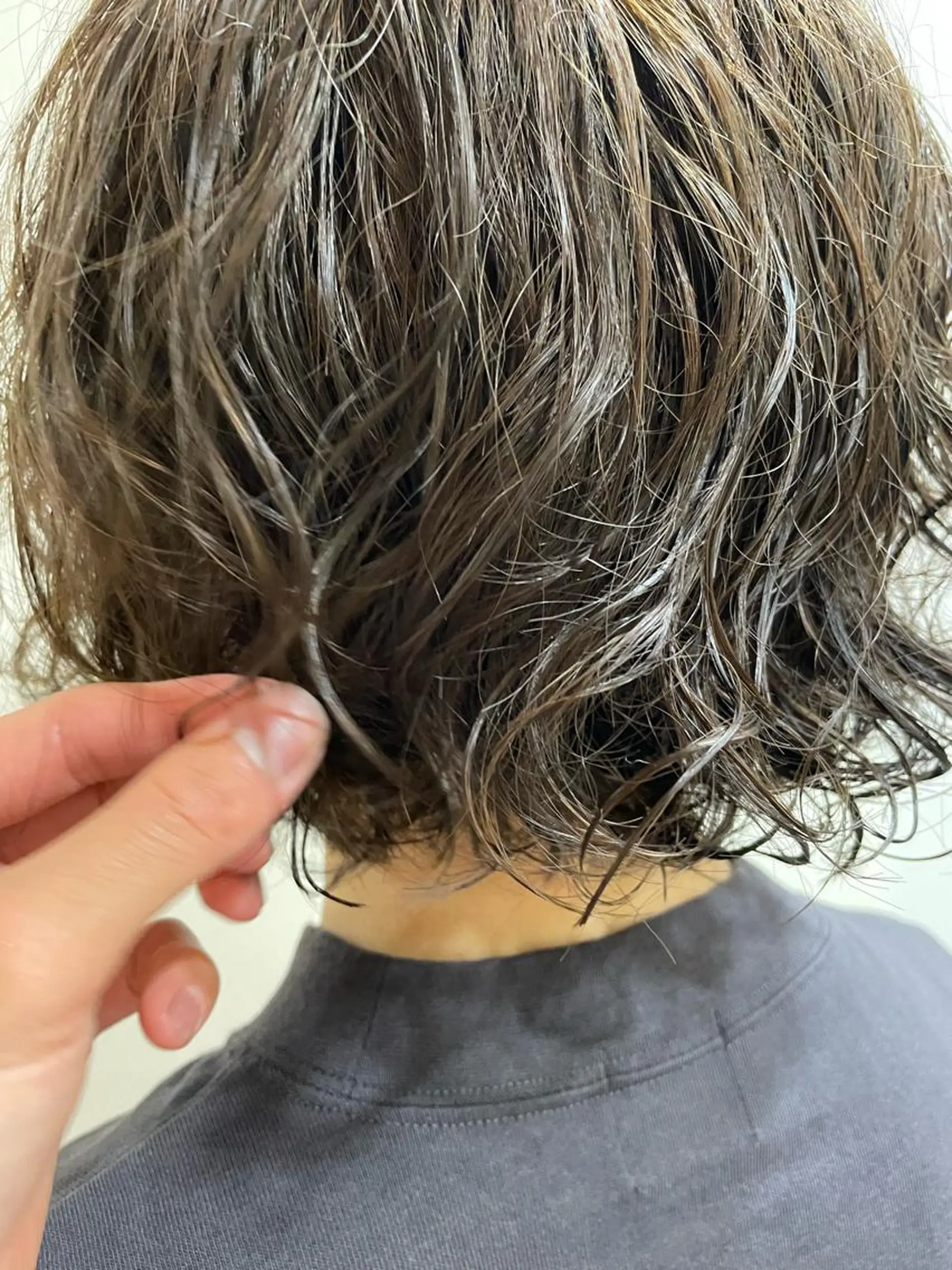 ショート カラー パーマ アッシュ カット ヘアカラー パーマ トリートメント レイヤー／似合わせ TAKUYAのヘアスタイル