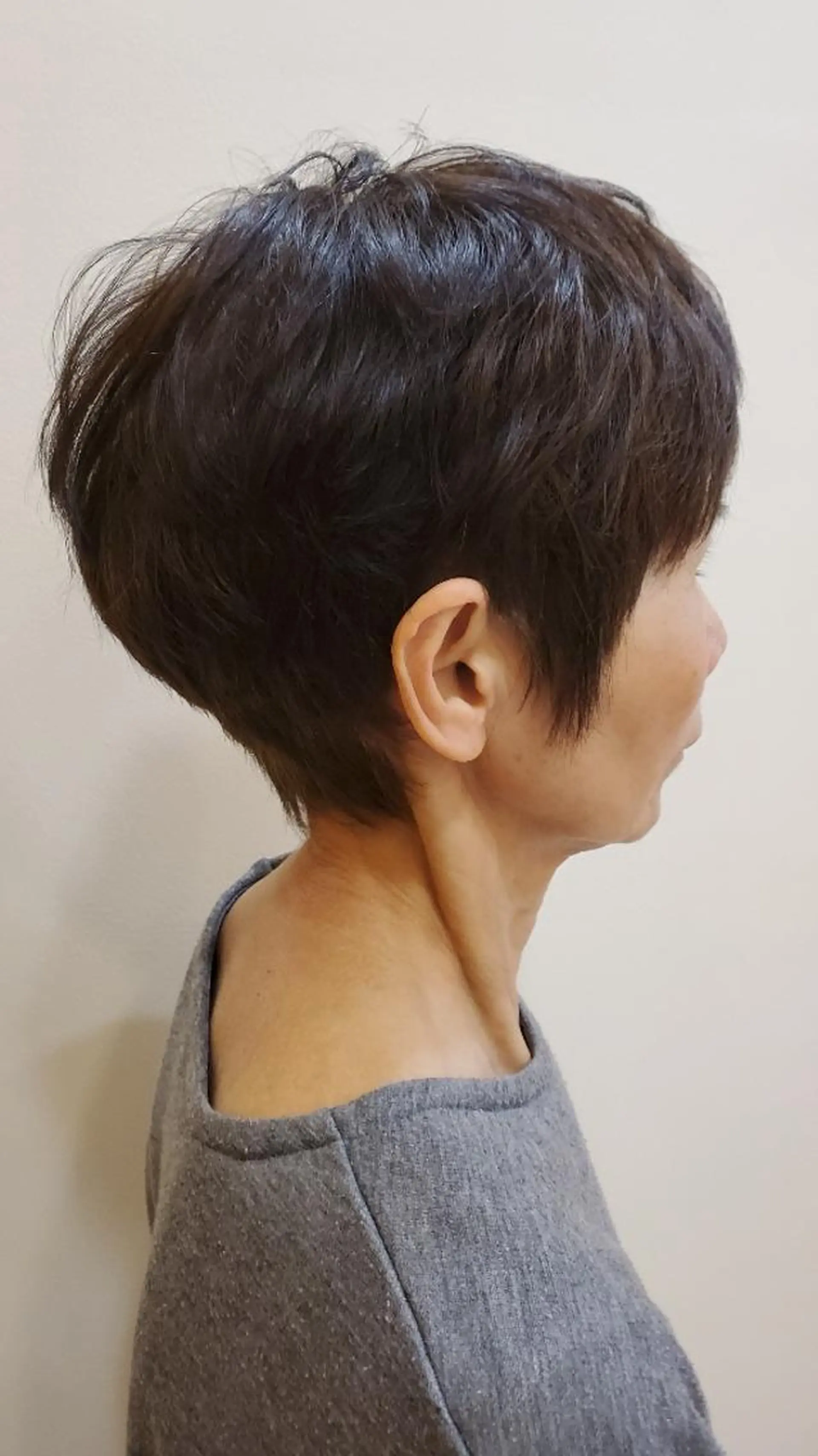 ショート 齋藤 愛美のヘアスタイル