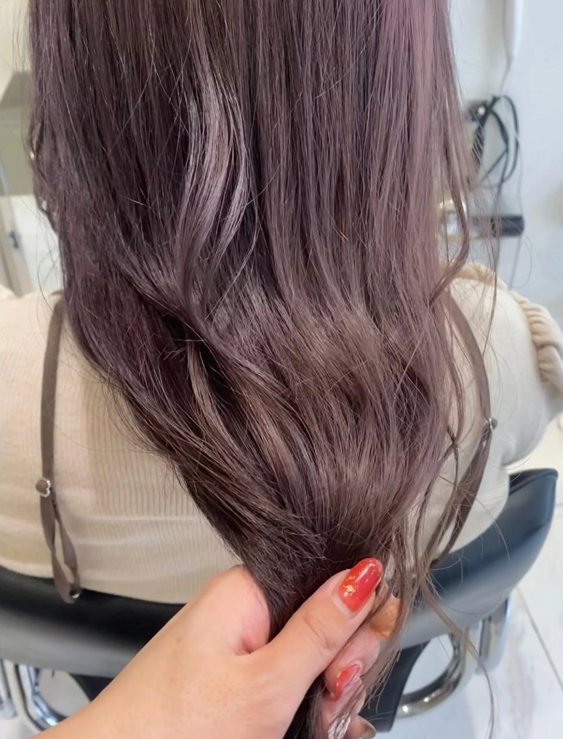 ロング カット ヘアカラー トリートメント ヘアセット 韓国レイヤーカット 🇰🇷mireiのヘアスタイル