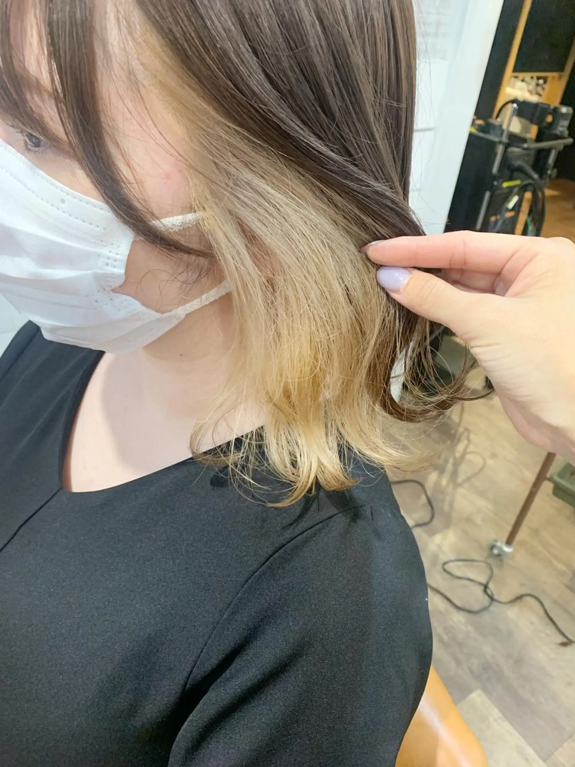 ミディアム カラー ダブルカラー イヤリングカラー ハイライトカラー イルミナカラー インナーカラー ダブルカラー　/ インナーカラーMiiのヘアスタイル