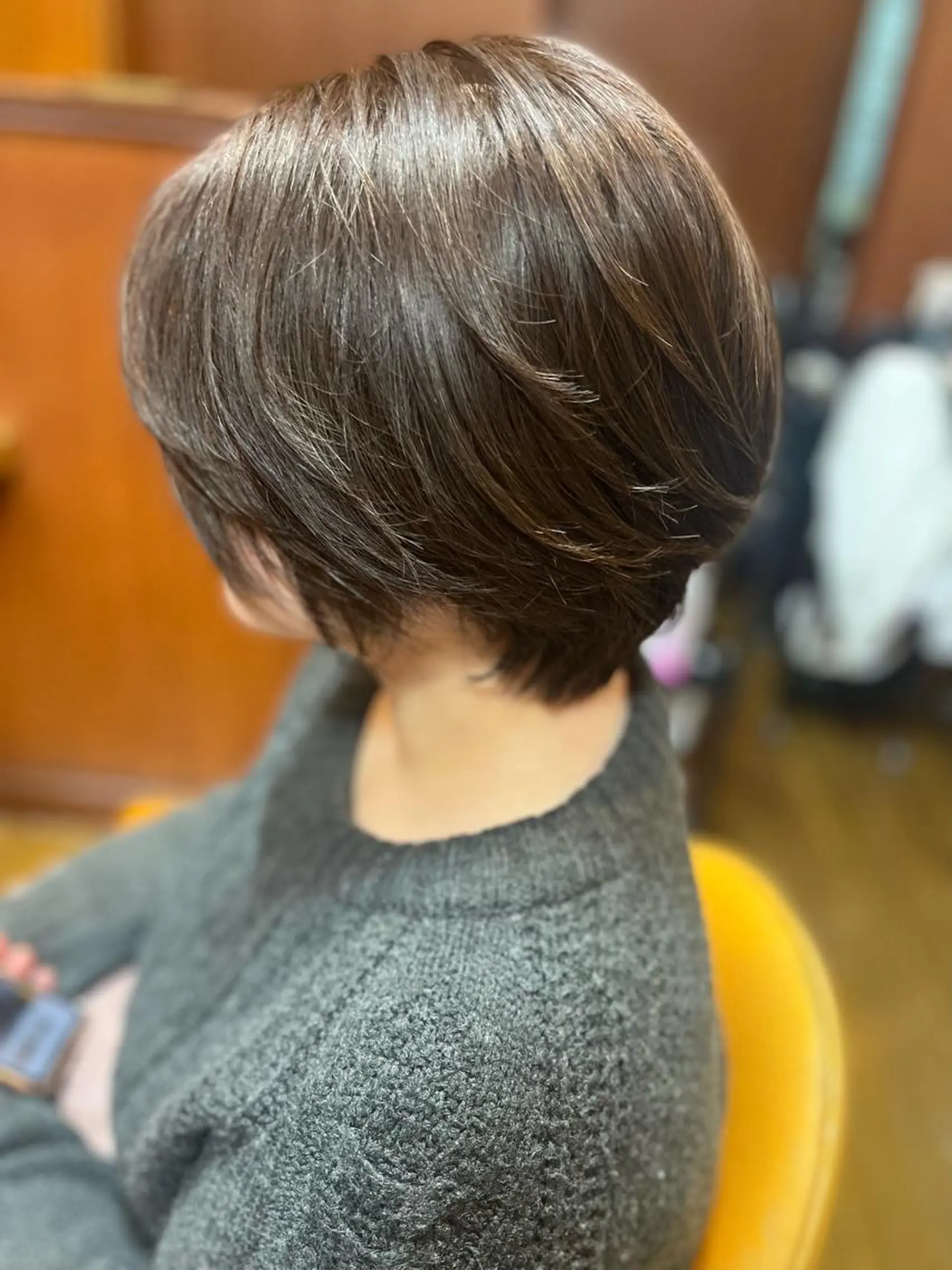 ショート カラー アッシュ ブラウンカラー ショートヘア 小顔カット カット ヘアカラー トリートメント hair＆make SENSE所属・伴 香織のヘアスタイル