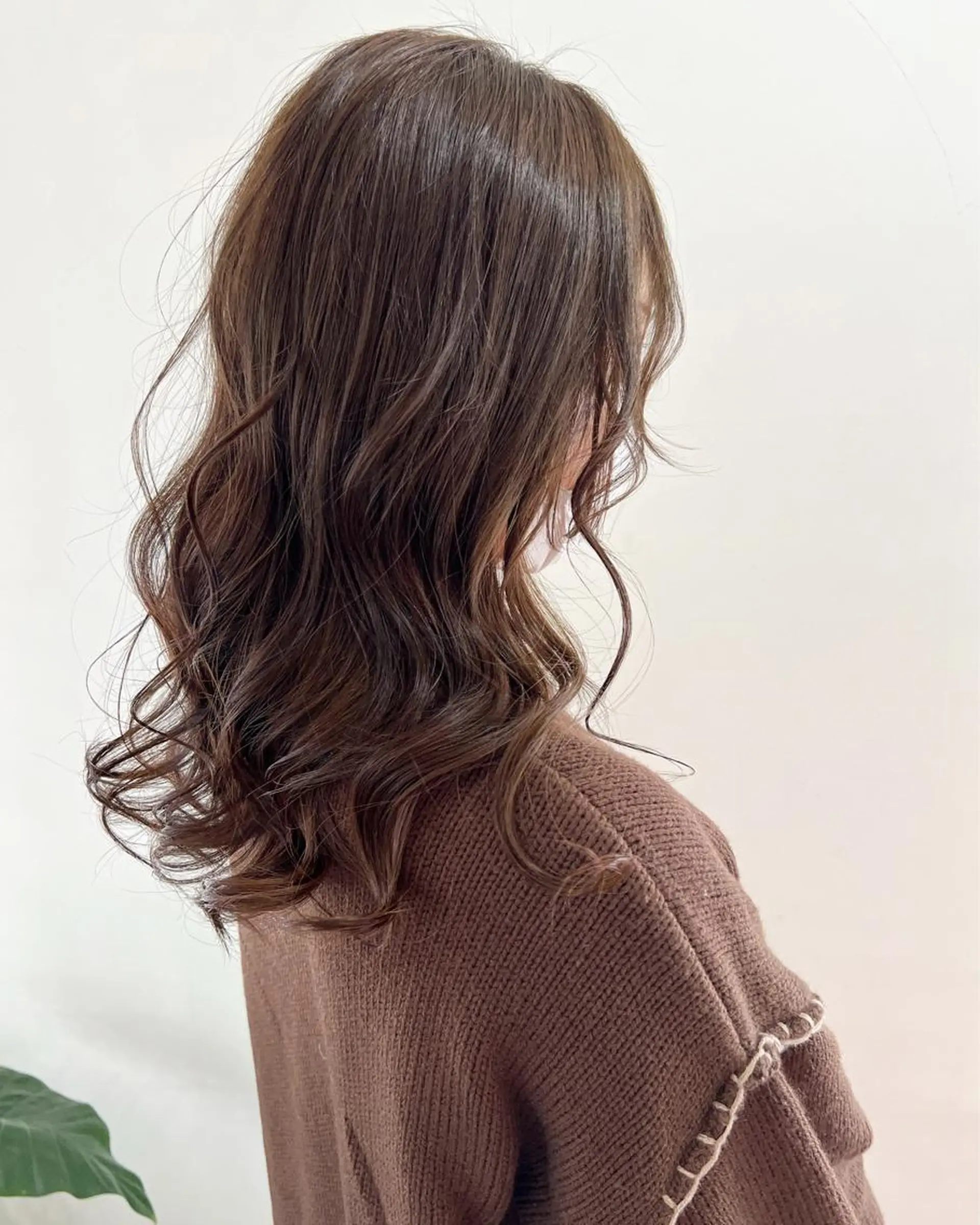 セミロング カラー ブラウンカラー モカブラウン カット ヘアカラー トリートメント ヘッドスパ フラム所属・WATANABE MISAKIのヘアスタイル