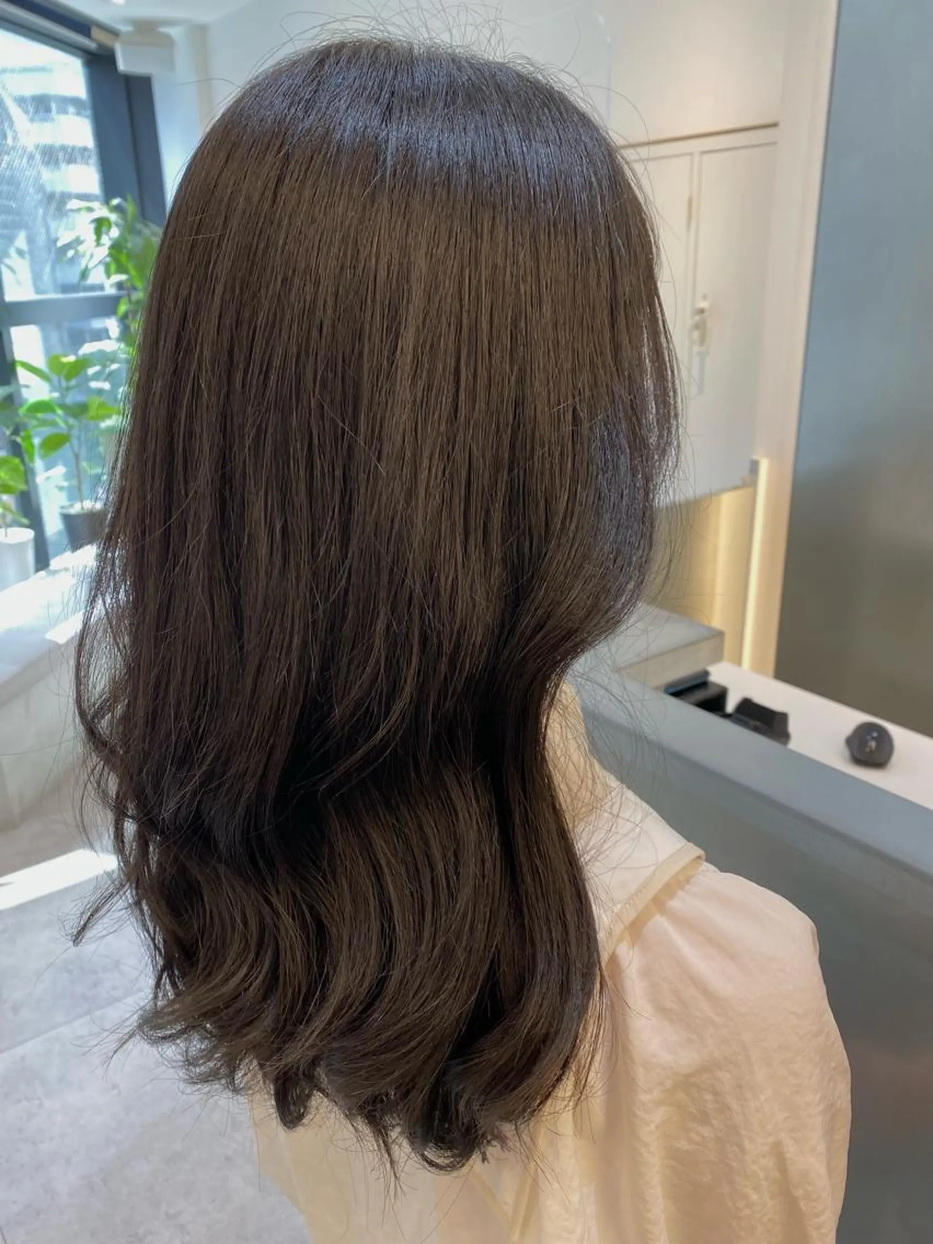 セミロング カラー カット ヘアカラー トリートメント 中村 かおりのヘアスタイル