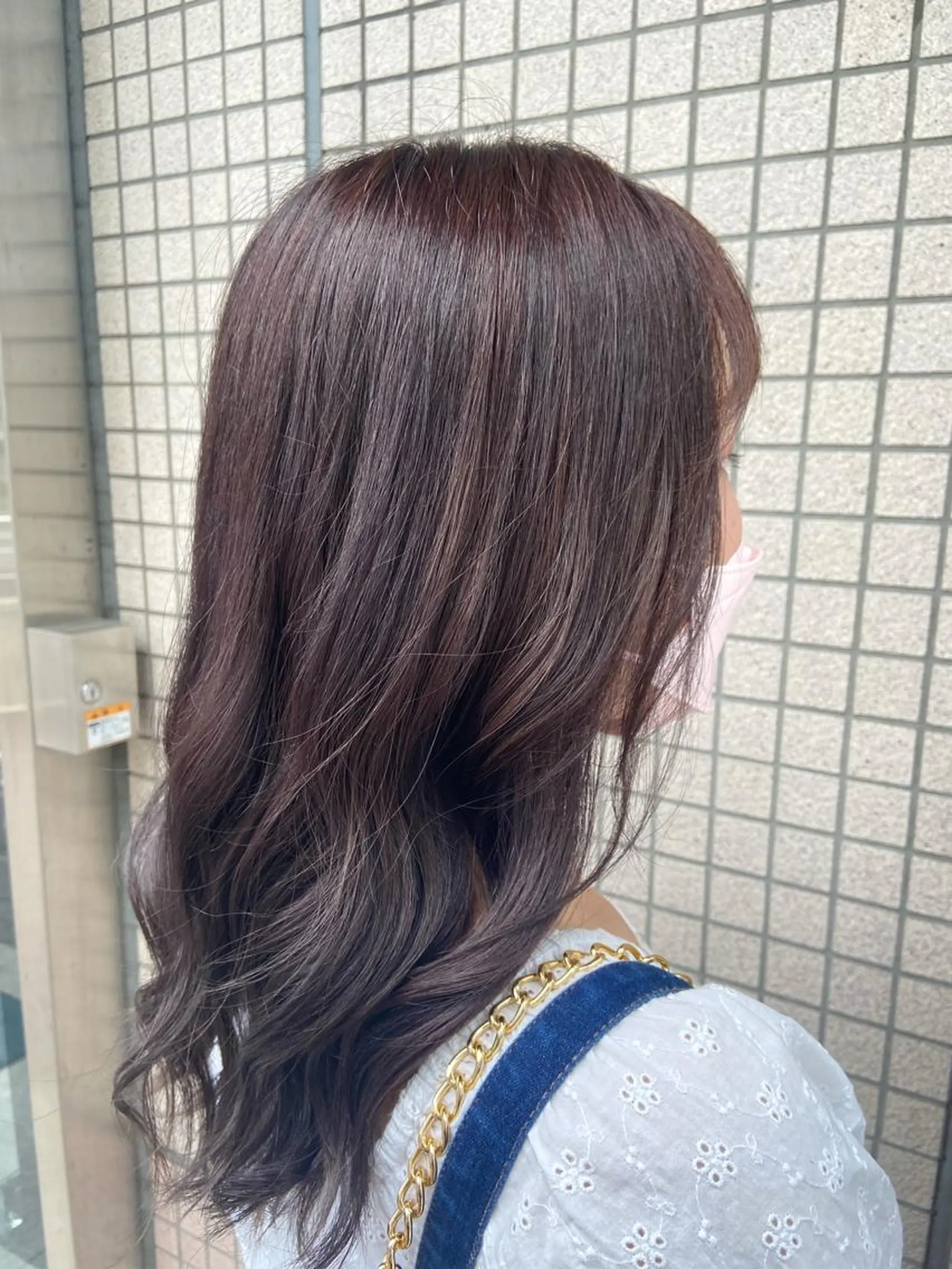 ロング アッシュ ヘアカラー トリートメント wichi【ウィチ】所属・前島 優里のヘアスタイル