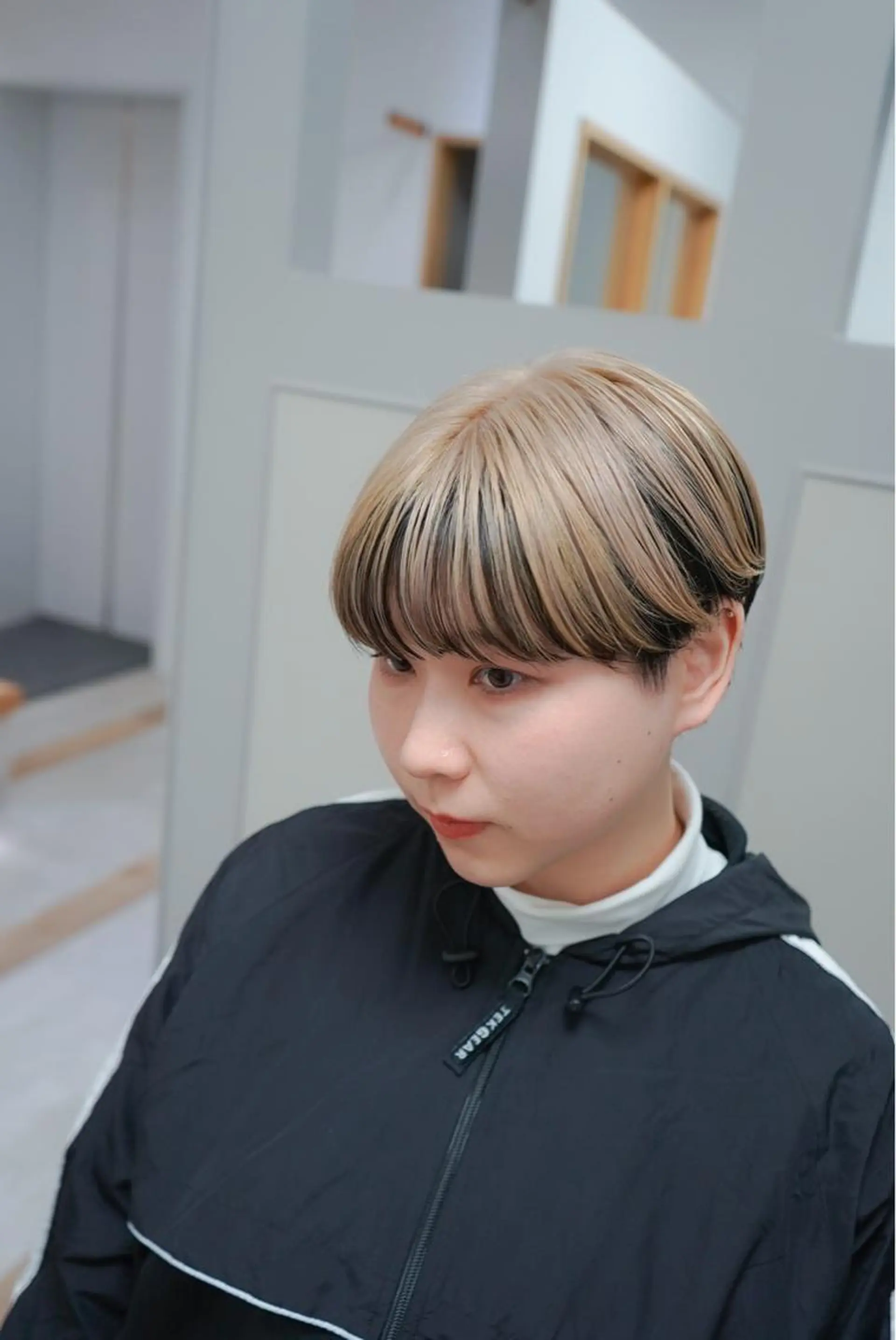 ショート カラー THE DAY所属・AKI HASHIMOTOのヘアスタイル