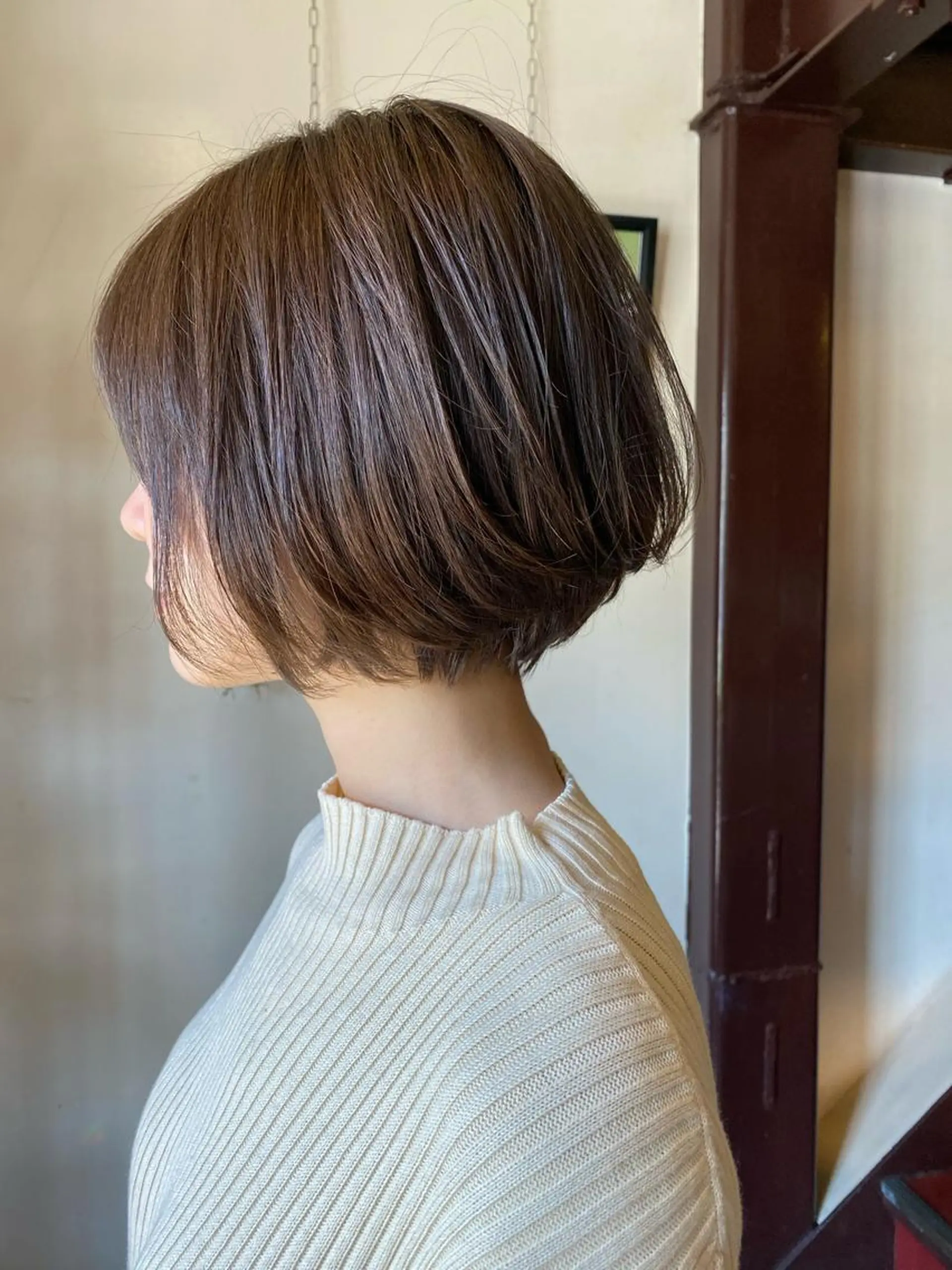 ショート カラー ボブ カット ヘッドスパ 荒川 真悟のヘアスタイル