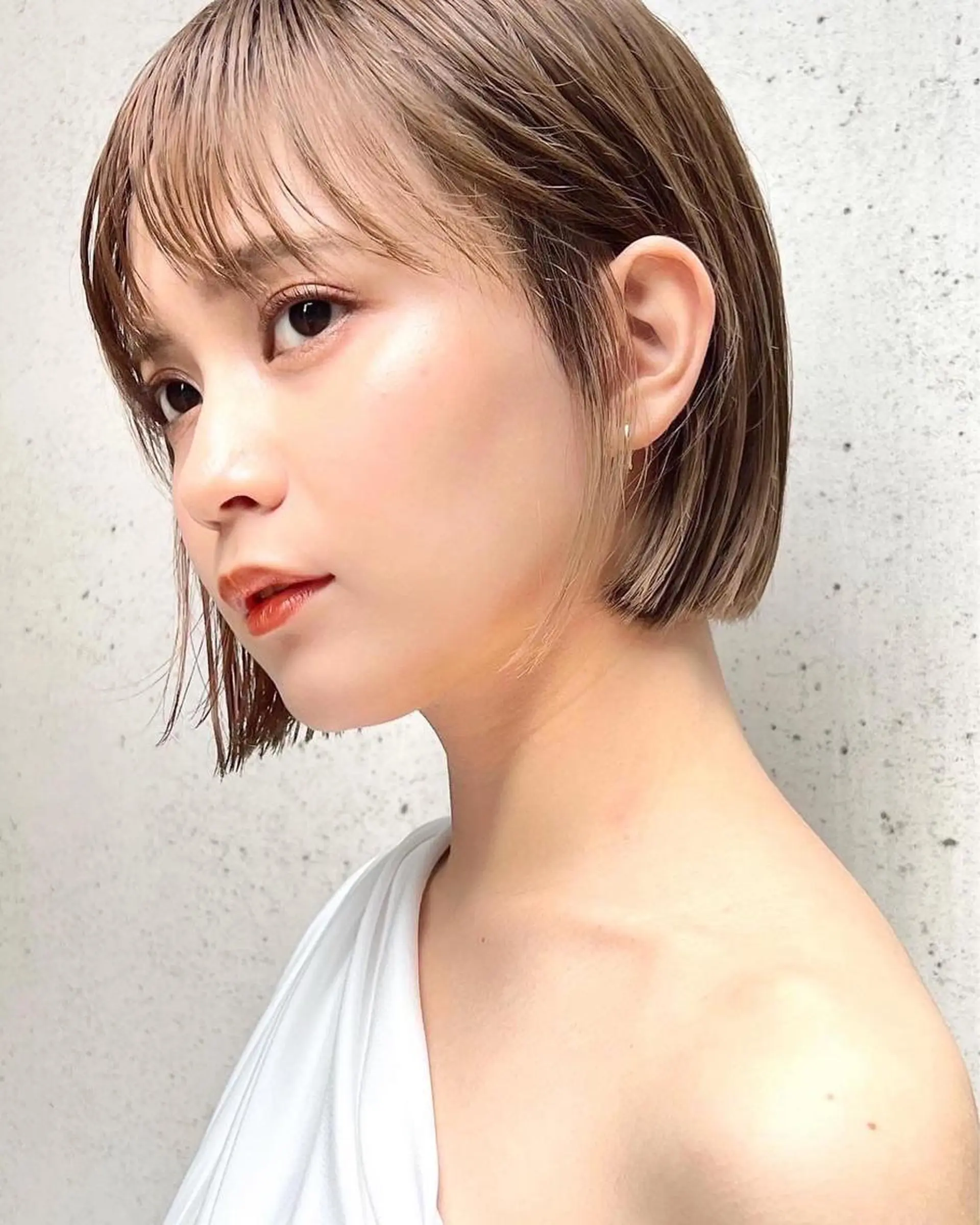 ショート カラー グレージュ ボブ カット ヘアカラー トリートメント レイヤー専門家 ダブルカラー修のヘアスタイル