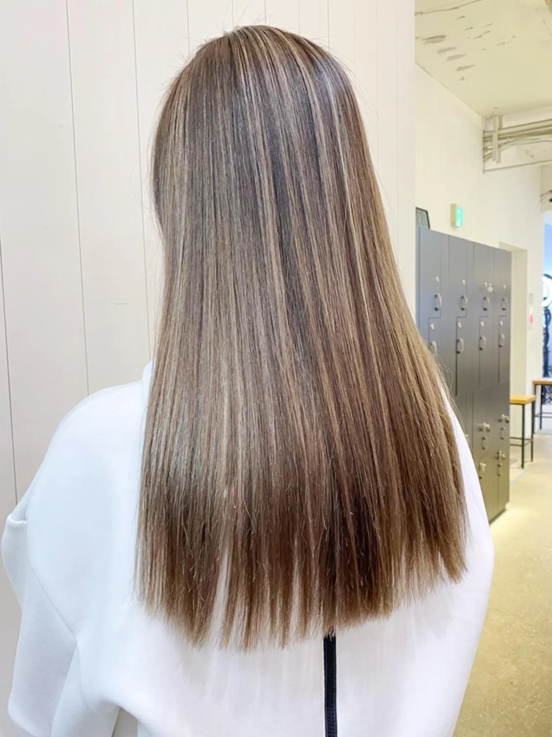 セミロング カラー パーマ ヘアアレンジ グラデーションカラー ハイライトカラー ハイライト ITbyALBUM 藤沢店のヘアスタイル