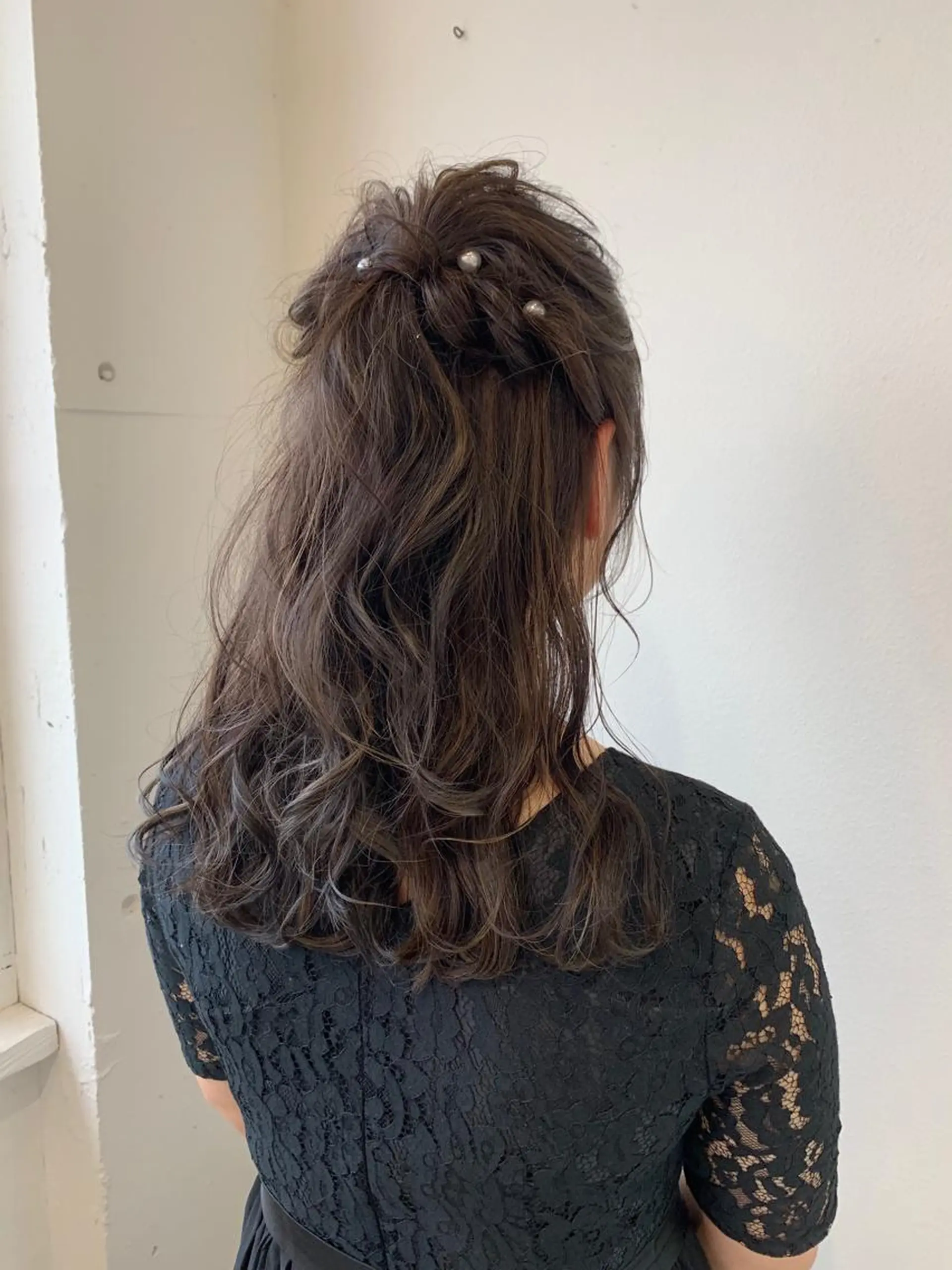 セミロング ヘアアレンジ ハーフアップ 結婚式・ブライダル ヘアセット 入江 志穂のヘアスタイル