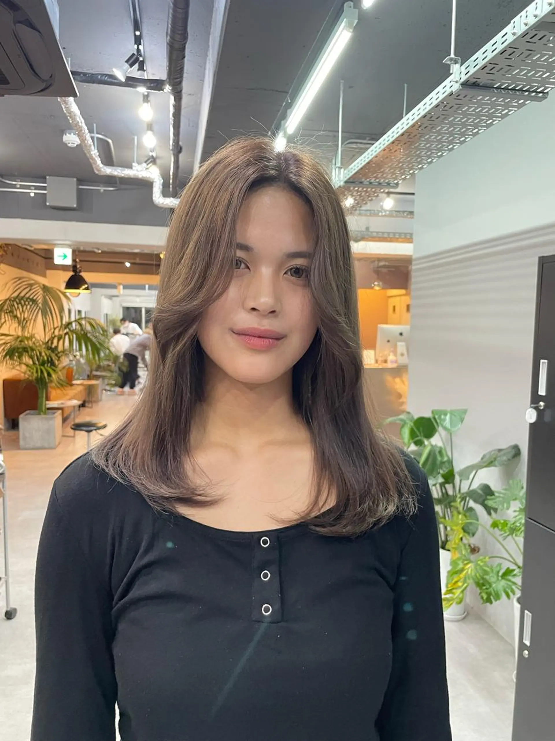 ロング カラー ヘアカラー ミルクティーベージュ ❤︎レイヤー　MIAのヘアスタイル