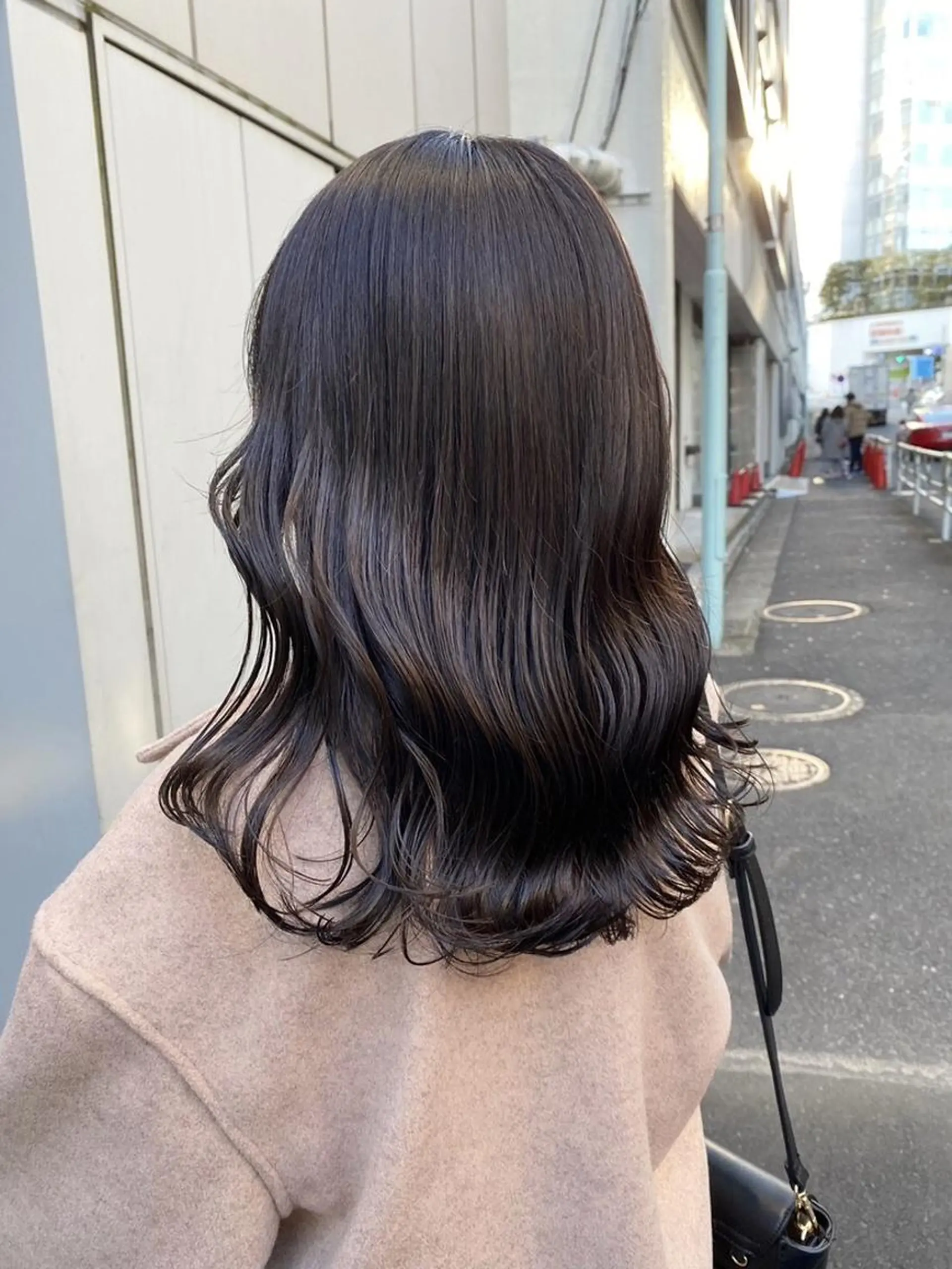 カラー 暗髪透明感カラー🖤 池袋SHE🖤のヘアスタイル
