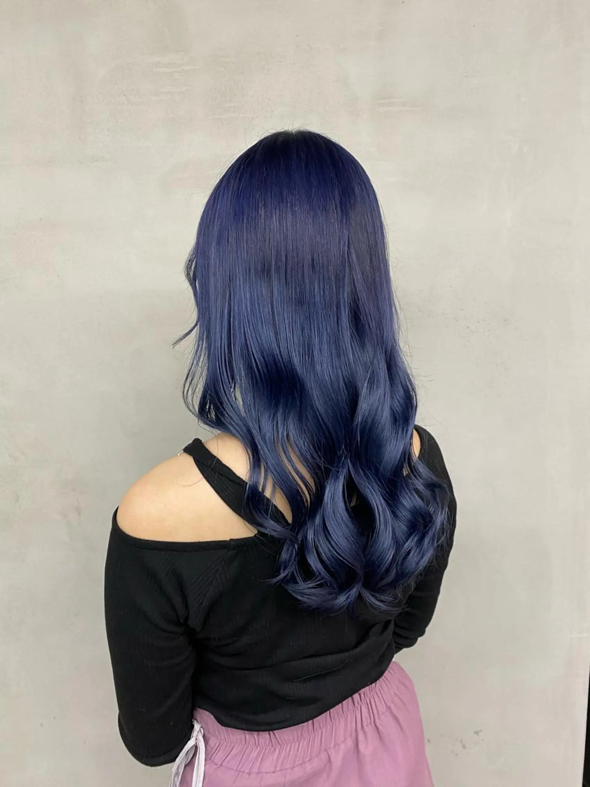 ロング カラー ヘアアレンジ ブリーチ ブルーカラー Ameri/髪質改善 /韓国ヘア🇰🇷のヘアスタイル