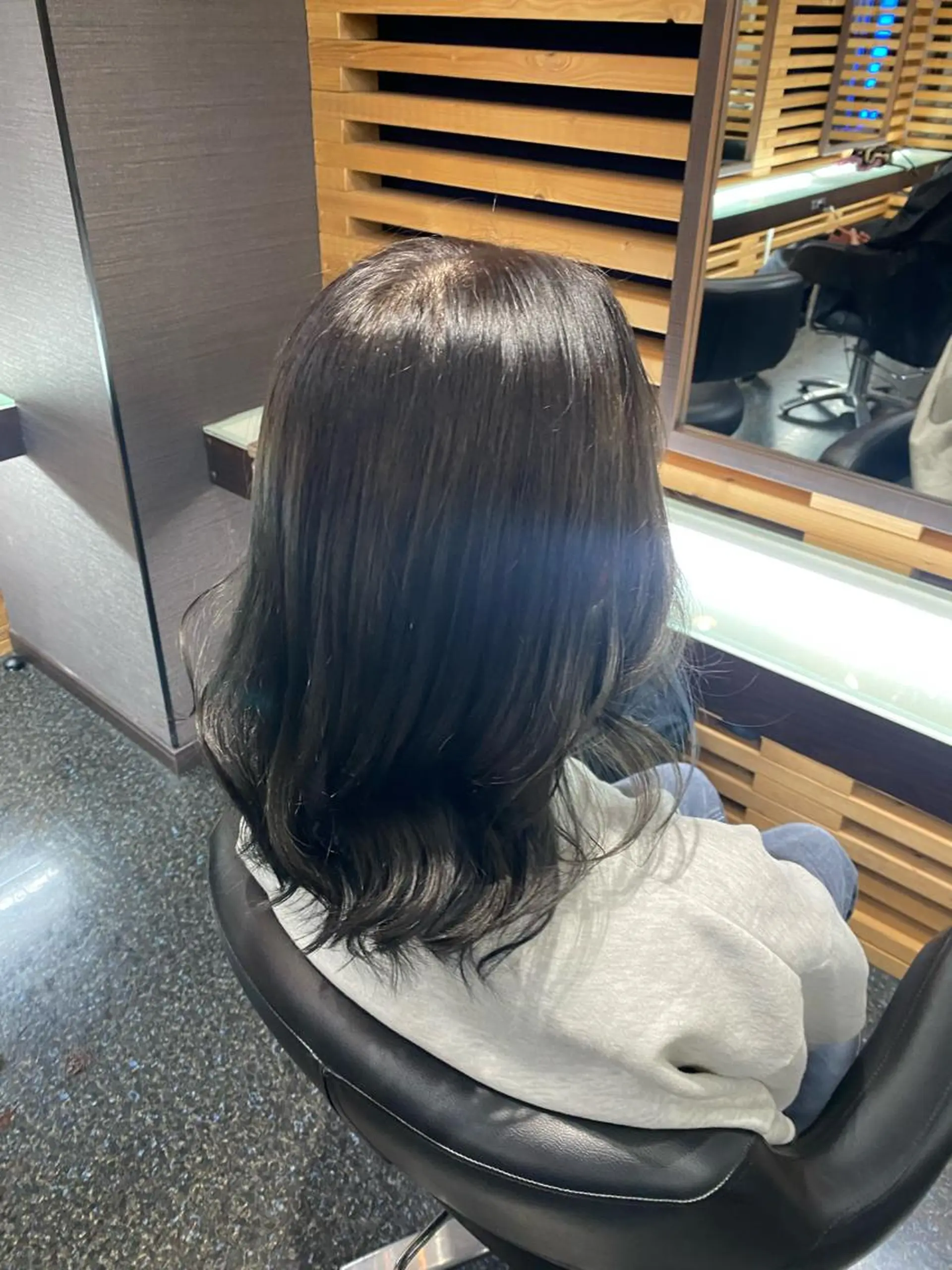 ミディアム カラー mio/⭐︎ ブリーチ指名No.1のヘアスタイル