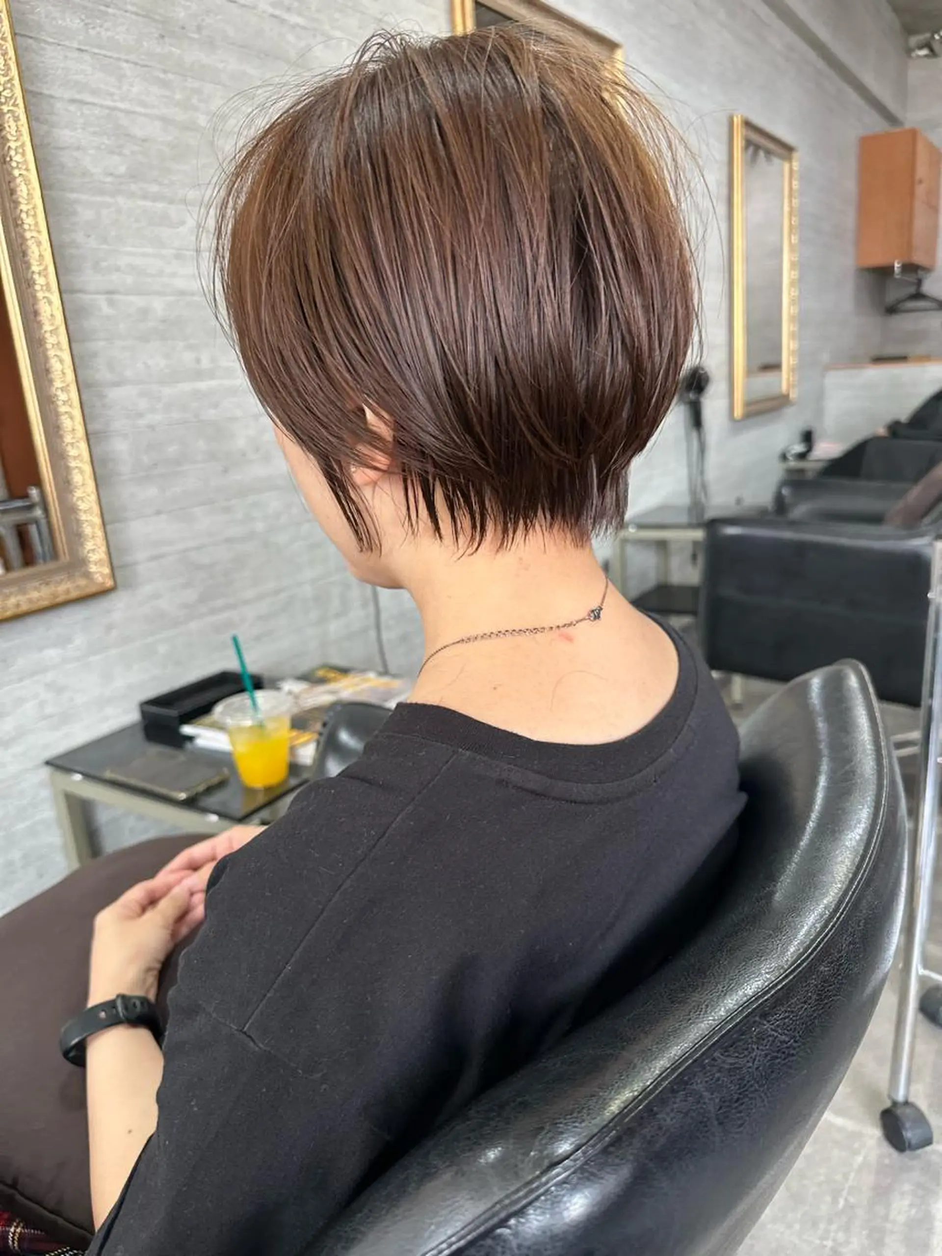 ショート カラー ショートヘア カット ヘアカラー i.+sapporo所属・ショート/レイヤー /札幌/小山内のヘアスタイル