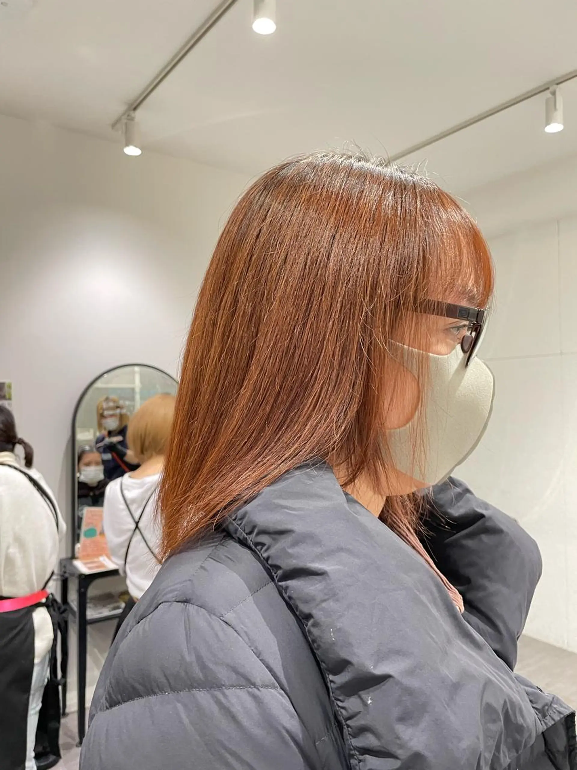 ミディアム カラー 片平 帆香のヘアスタイル