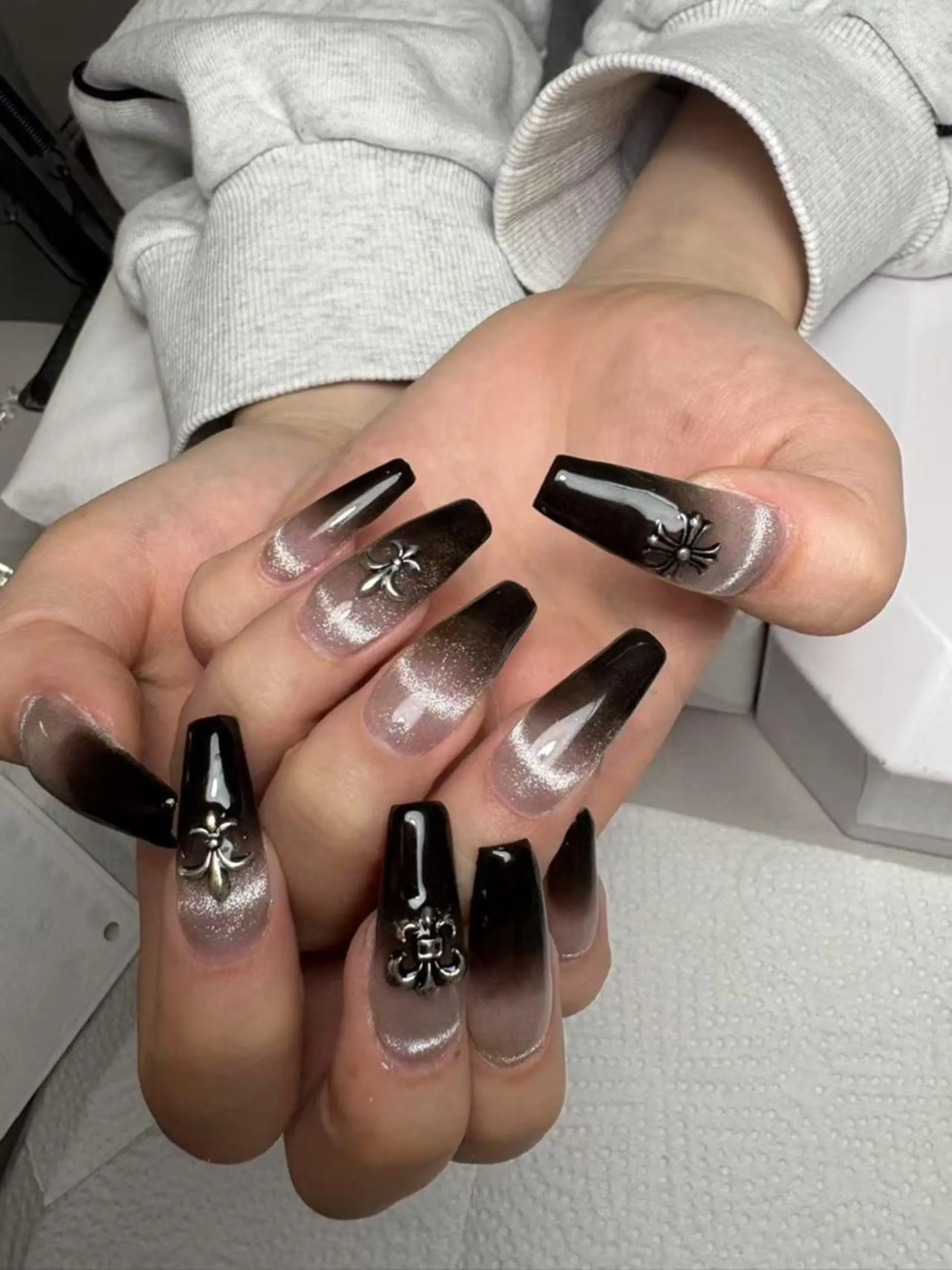 ネイル ハンドネイル 🧚🏻‍♀️ NOHA🎀のネイルデザイン
