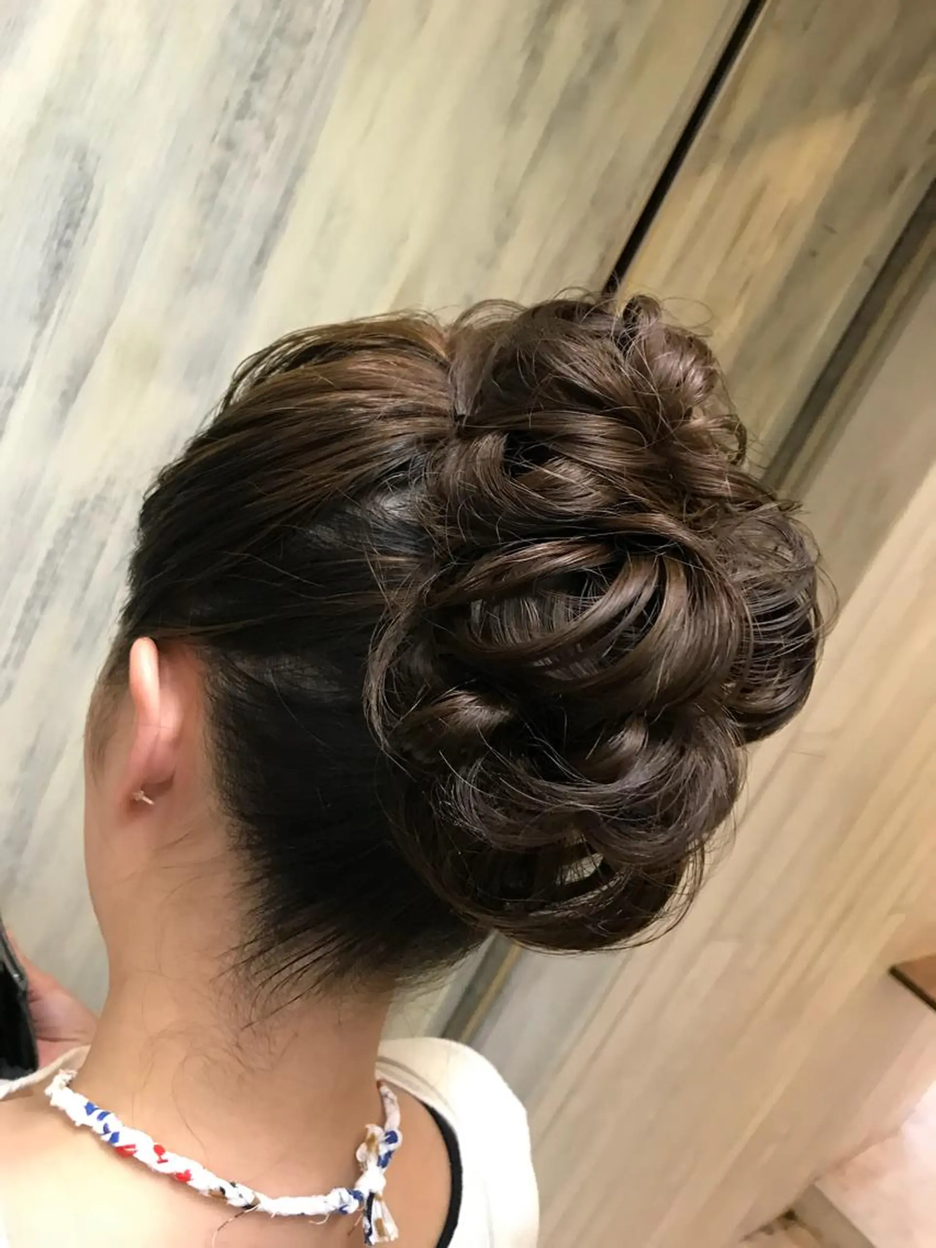 ミディアム ヘアアレンジ shi hoのヘアスタイル