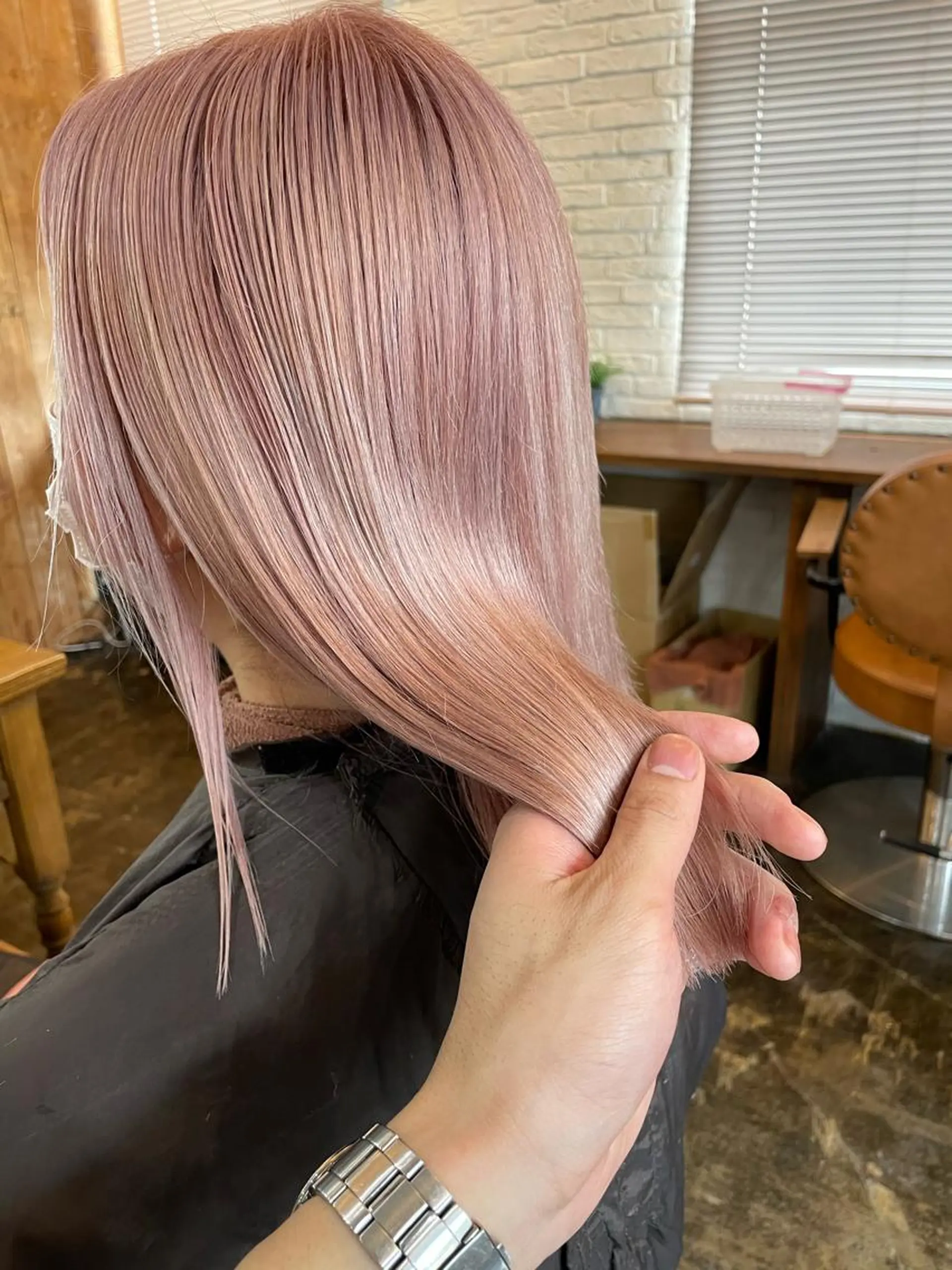 ミディアム カラー ブリーチ ハイトーンカラー ピンクカラー 髪質改善 【KEIKI】のヘアスタイル
