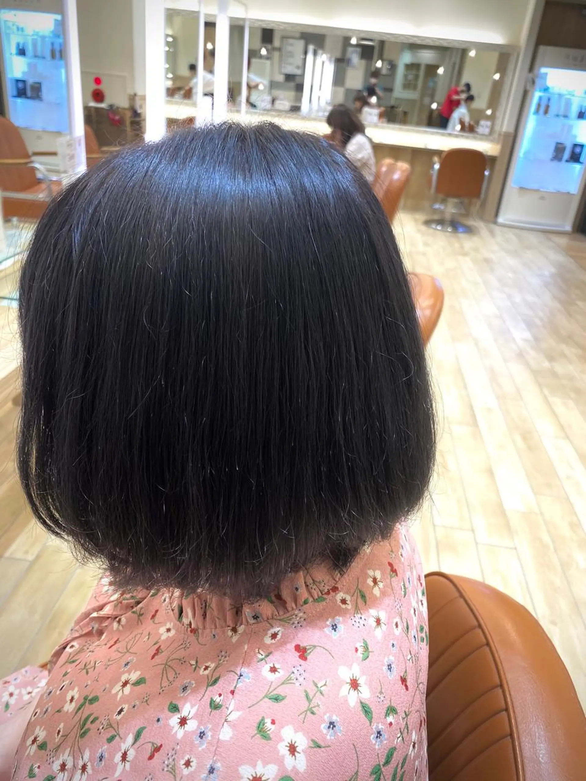 ショート 新宿スペインカール ヨモギダのヘアスタイル